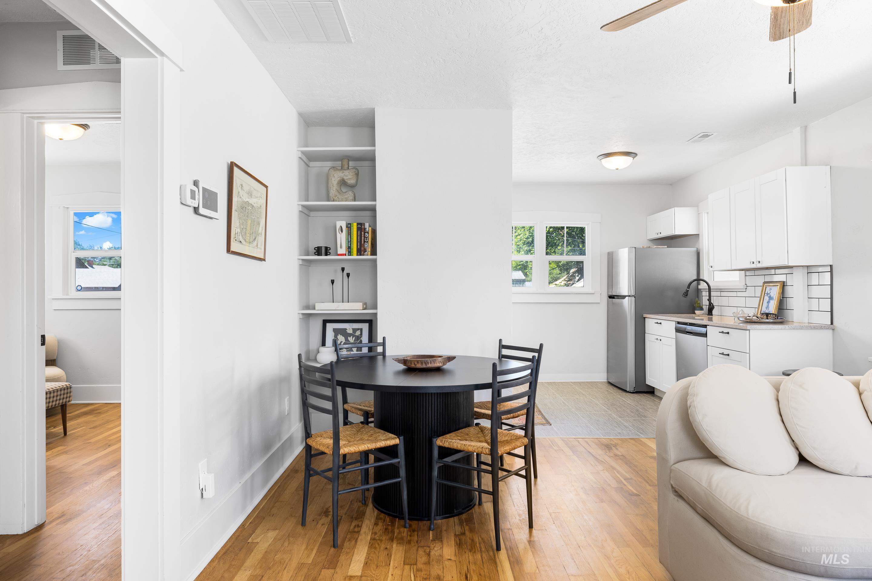 911 7th St South, Nampa, Idaho 83651, 3 Bedrooms, 2 Bathrooms, Residential For Sale, Price $345,000,MLS 98957973