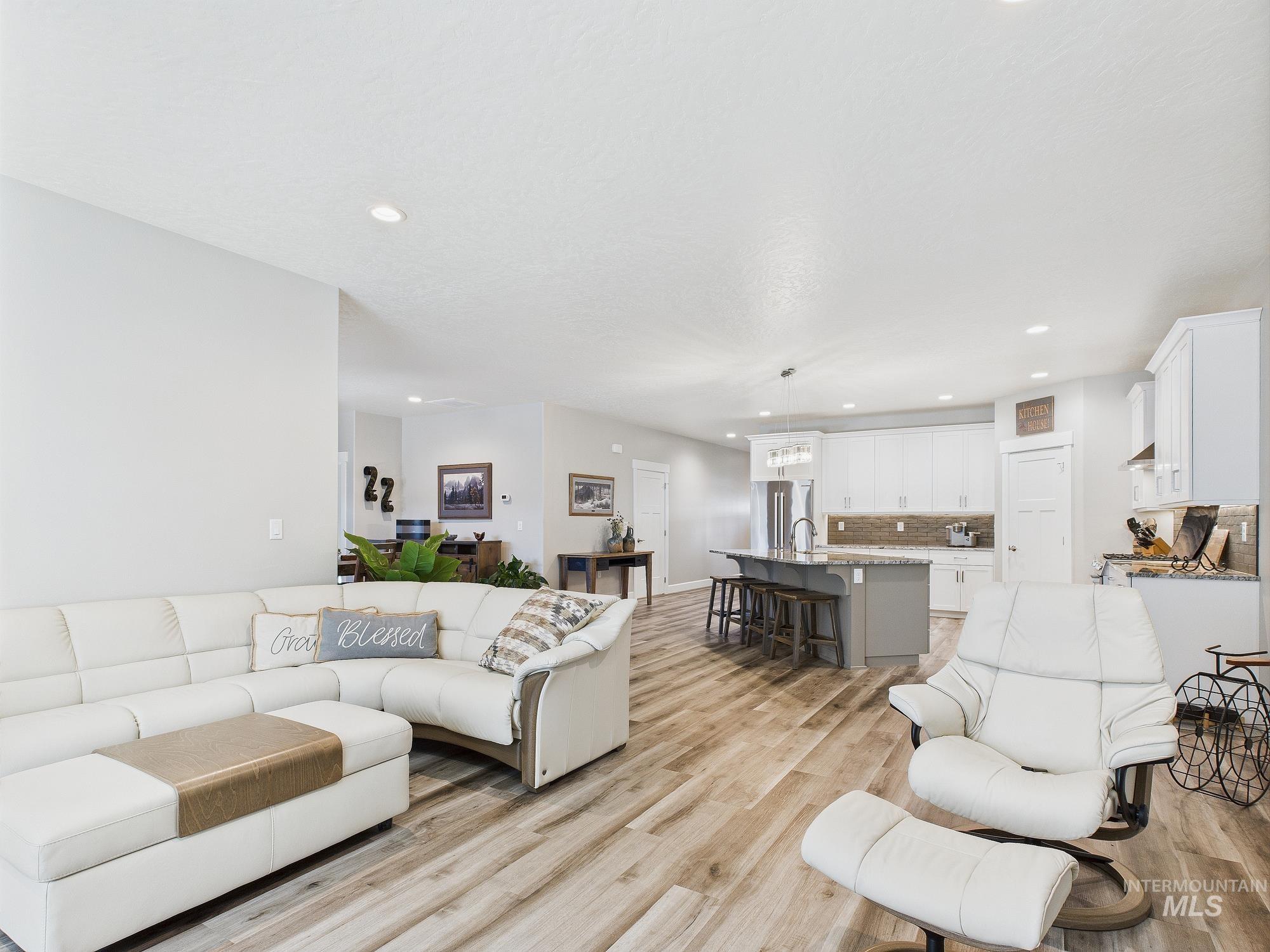 2102 Alder Ave, Lewiston, Idaho 83501, 3 Bedrooms, 2 Bathrooms, Residential For Sale, Price $524,900,MLS 98957995