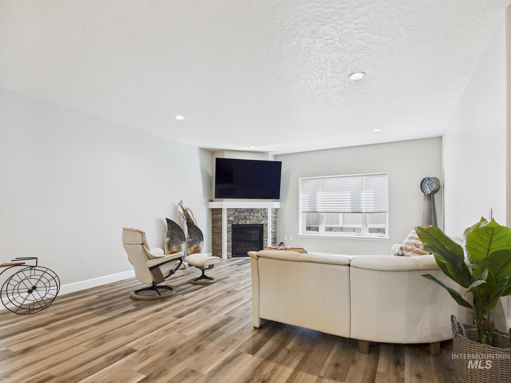 2102 Alder Ave, Lewiston, Idaho 83501, 3 Bedrooms, 2 Bathrooms, Residential For Sale, Price $524,900,MLS 98957995