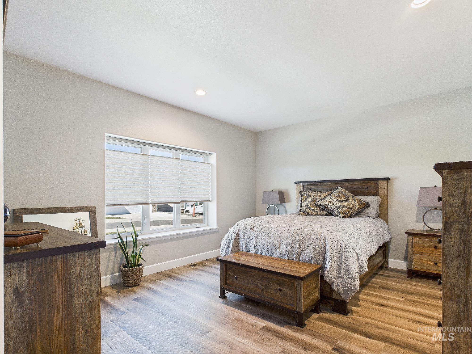 2102 Alder Ave, Lewiston, Idaho 83501, 3 Bedrooms, 2 Bathrooms, Residential For Sale, Price $524,900,MLS 98957995