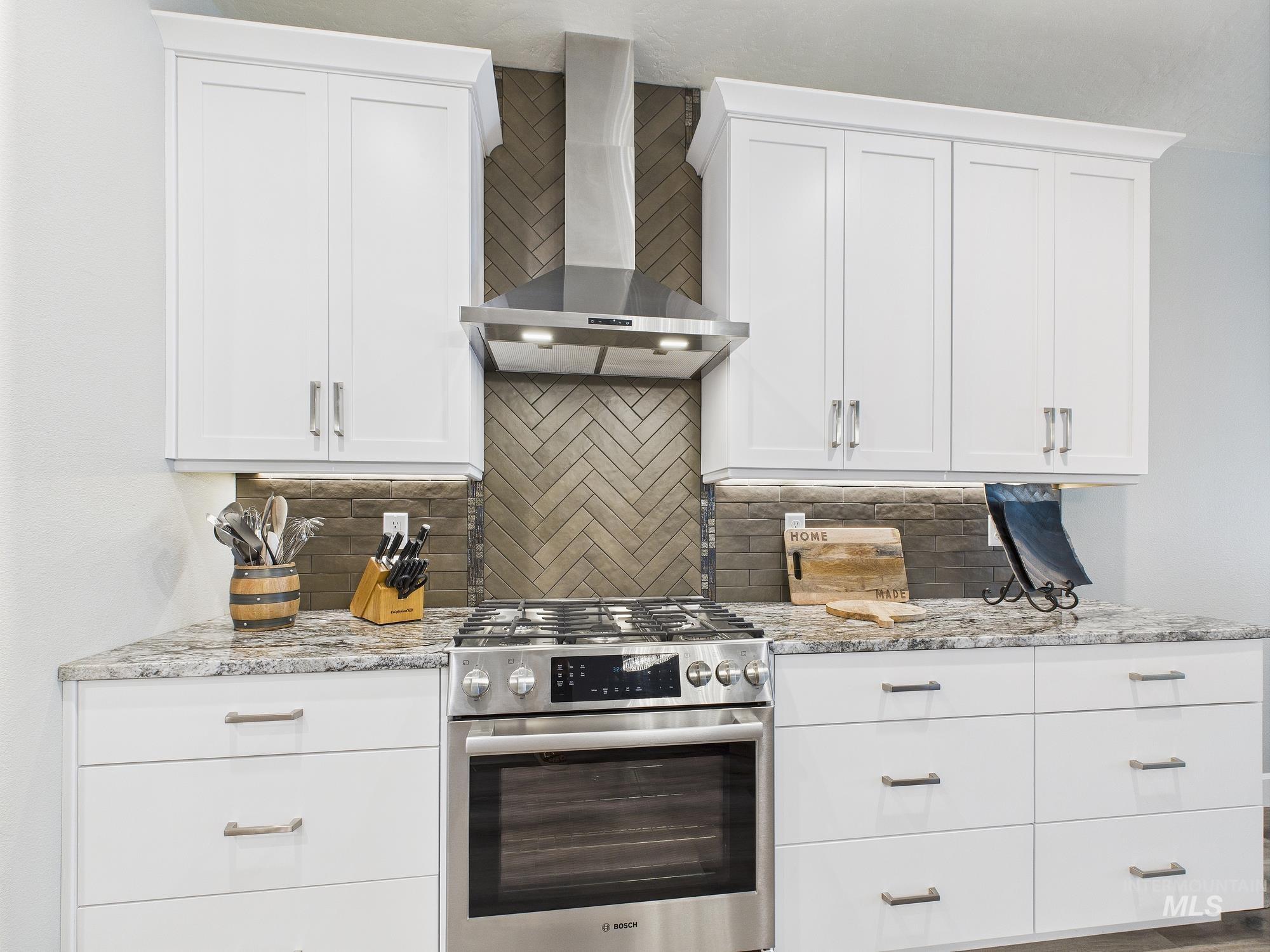 2102 Alder Ave, Lewiston, Idaho 83501, 3 Bedrooms, 2 Bathrooms, Residential For Sale, Price $524,900,MLS 98957995