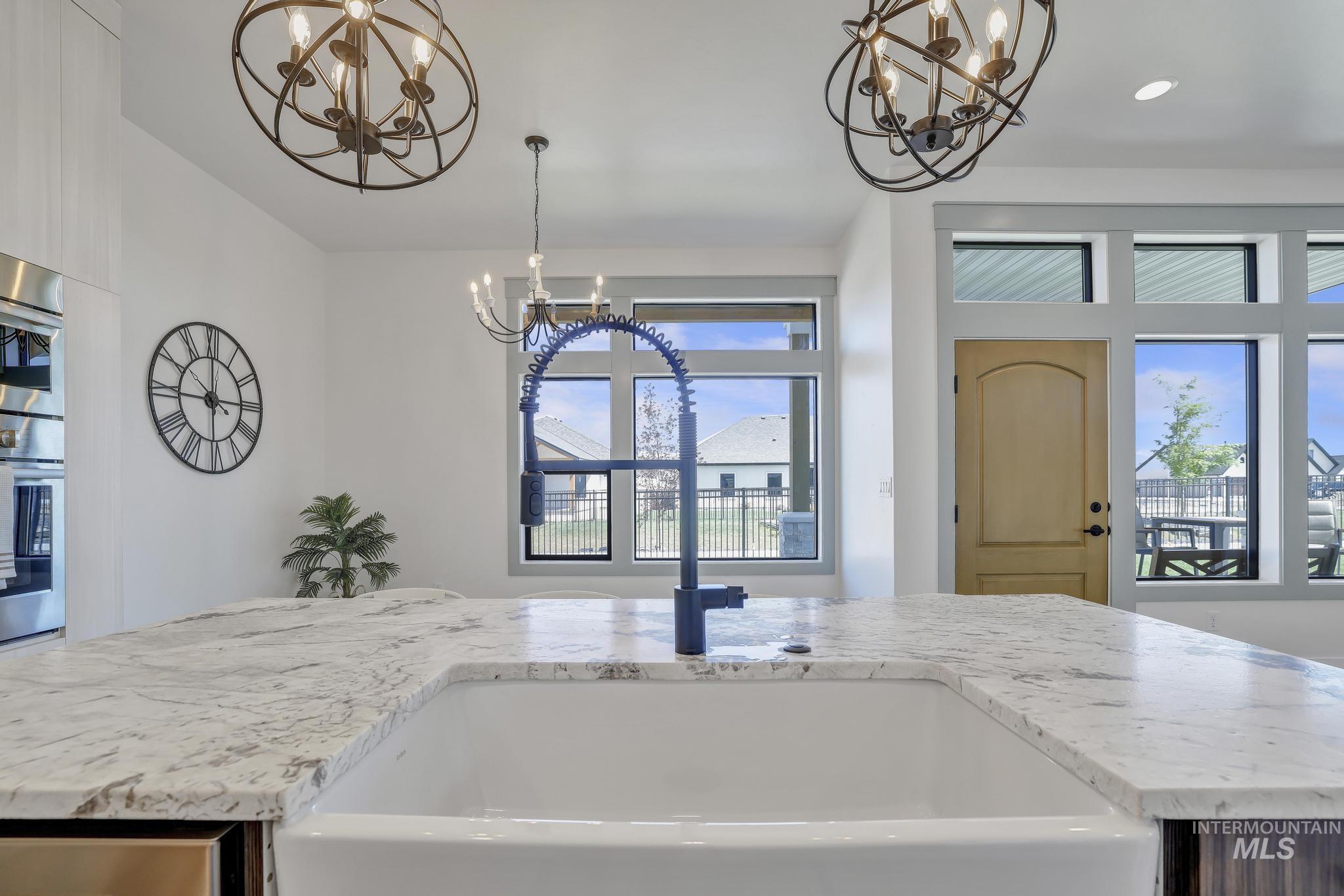 537 Canyon Mist Dr, Twin Falls, Idaho 83301, 3 Bedrooms, 2.5 Bathrooms, Residential For Sale, Price $639,998, 98958004