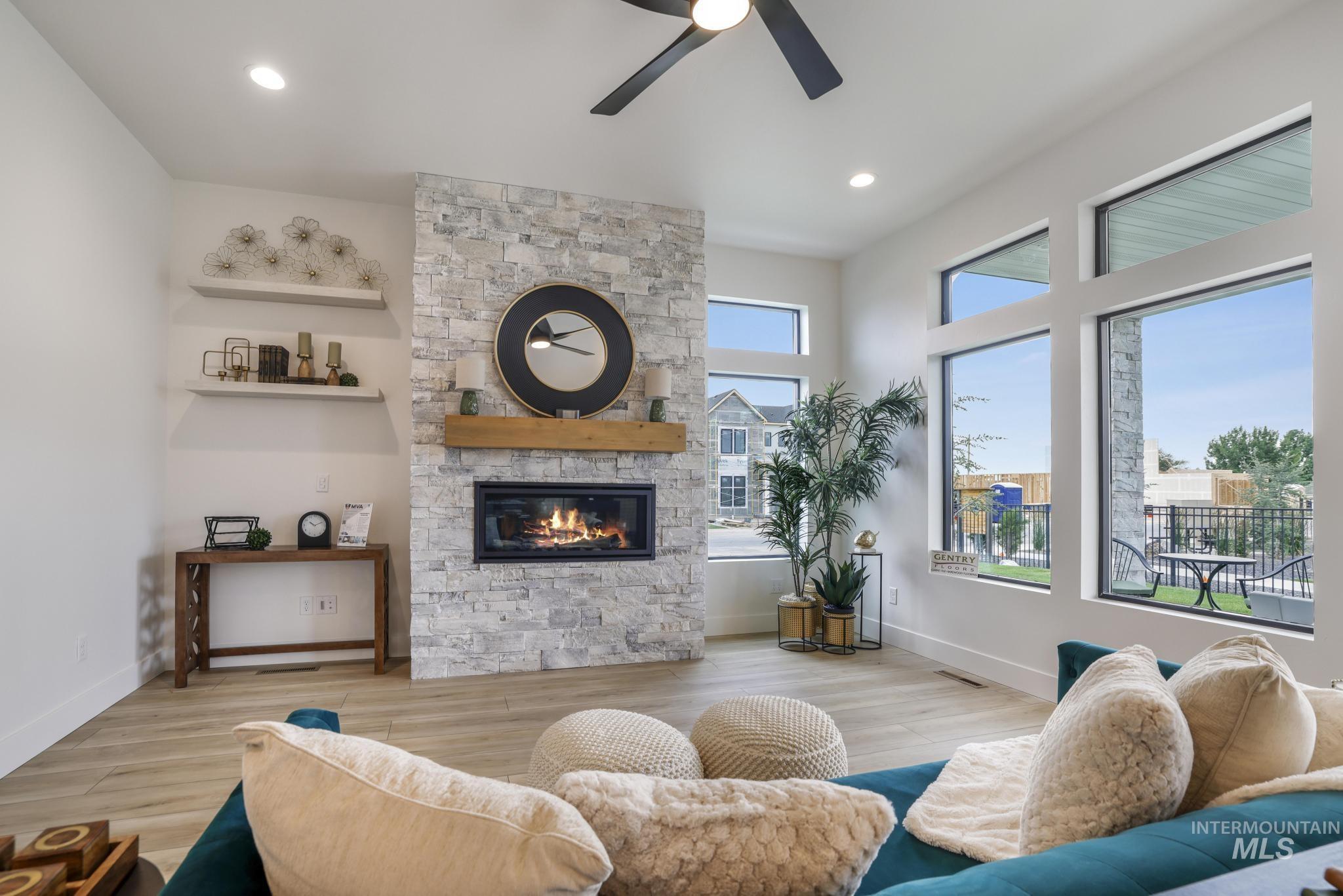 525 Canyon Mist Dr, Twin Falls, Idaho 83301, 3 Bedrooms, 2.5 Bathrooms, Residential For Sale, Price $639,998, 98958005