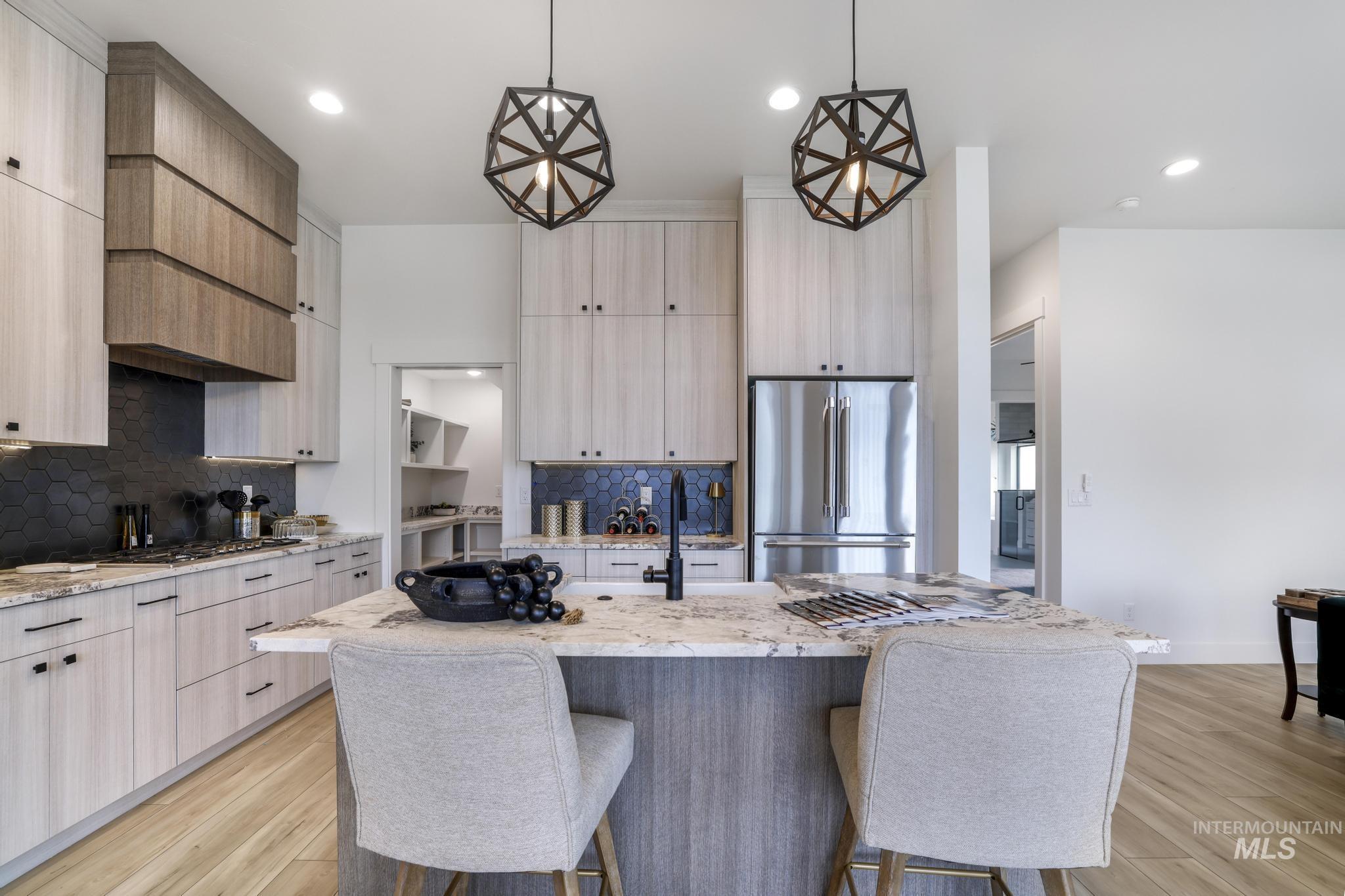 525 Canyon Mist Dr, Twin Falls, Idaho 83301, 3 Bedrooms, 2.5 Bathrooms, Residential For Sale, Price $639,998, 98958005