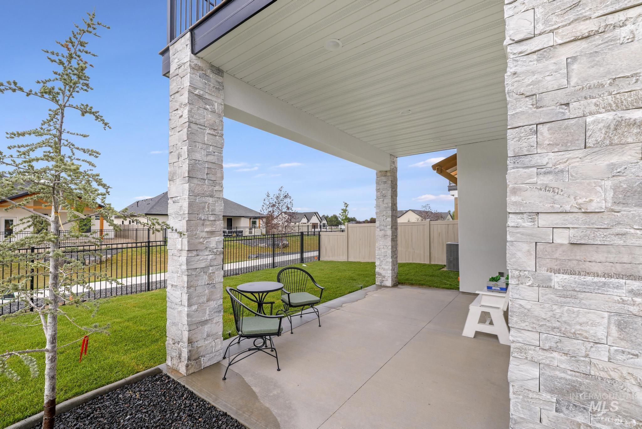 525 Canyon Mist Dr, Twin Falls, Idaho 83301, 3 Bedrooms, 2.5 Bathrooms, Residential For Sale, Price $639,998, 98958005