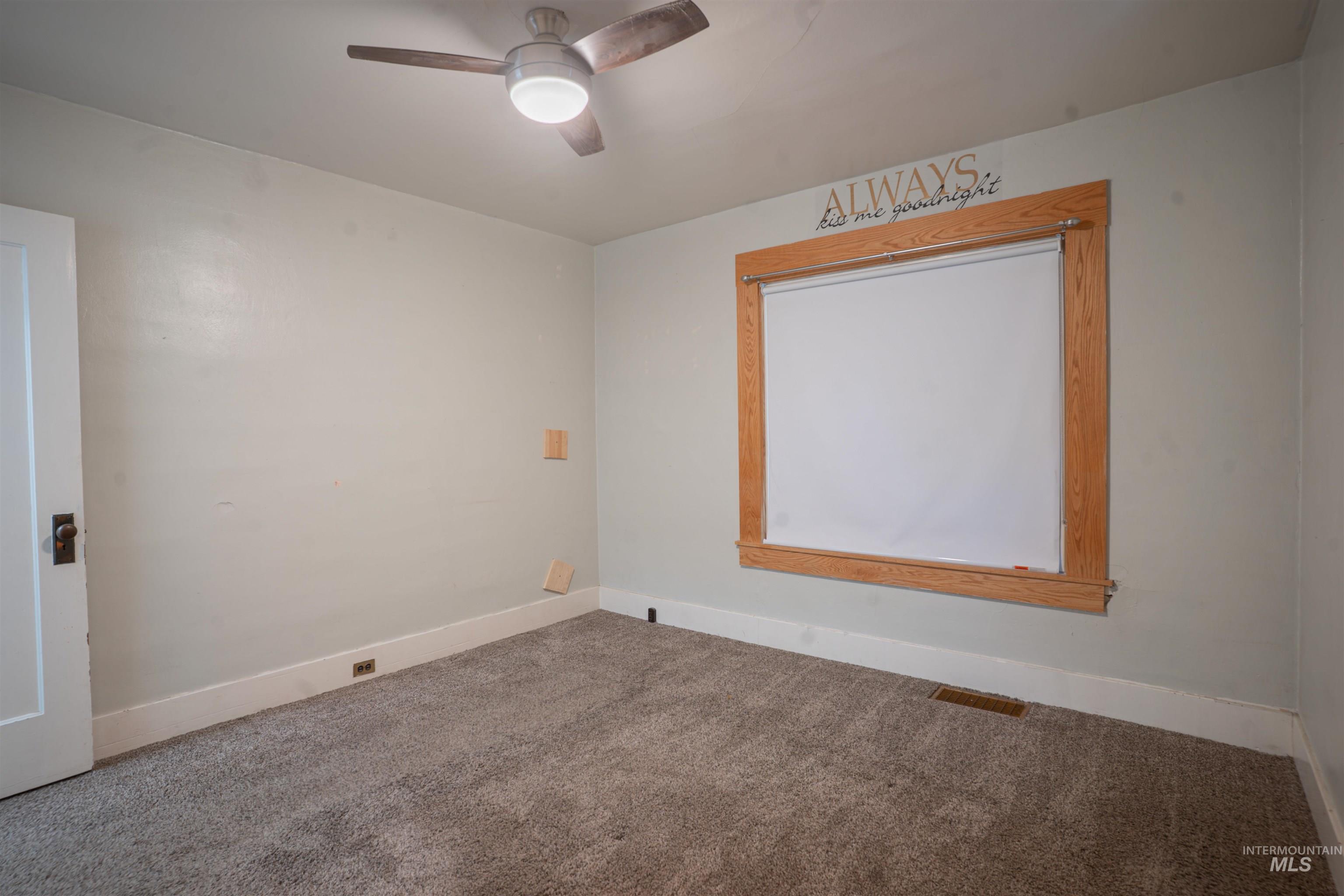 1206 9th Ave East, Twin Falls, Idaho 83301, 3 Bedrooms, 1 Bathroom, Residential For Sale, Price $295,000, 98958030