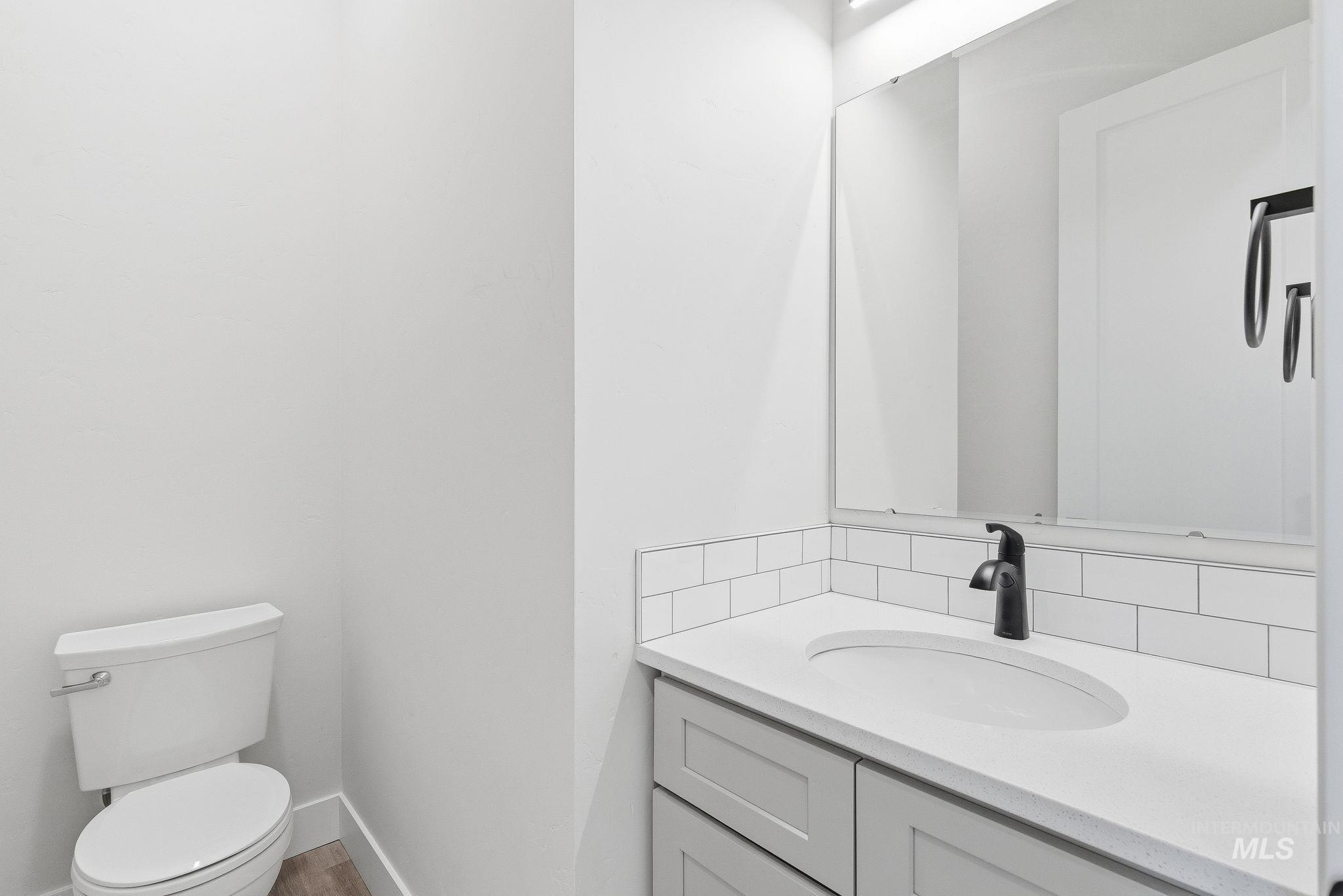 6821 W Ustick, Boise, Idaho 83704, 3 Bedrooms, 2.5 Bathrooms, Residential For Sale, Price $569,900, 98958098