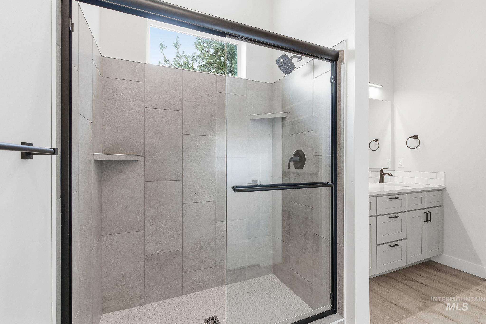 6821 W Ustick, Boise, Idaho 83704, 3 Bedrooms, 2.5 Bathrooms, Residential For Sale, Price $569,900, 98958098