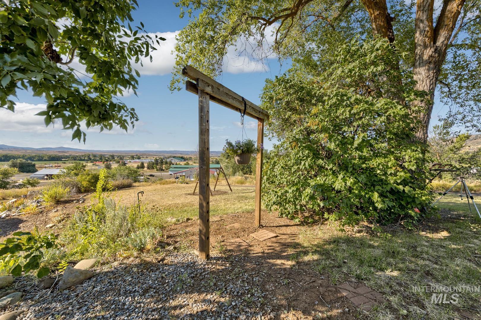 108 1/2 N Galena, Council, Idaho 83612, 2 Bedrooms, 2 Bathrooms, Residential For Sale, Price $350,000, 98958137