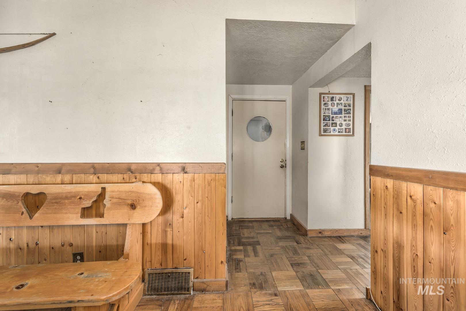 108 1/2 N Galena, Council, Idaho 83612, 2 Bedrooms, 2 Bathrooms, Residential For Sale, Price $350,000, 98958137