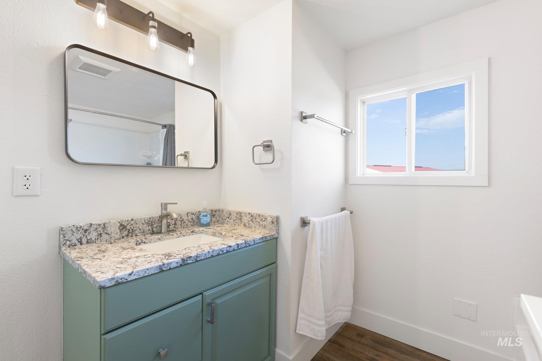 12347 S Hawk Haven, Kuna, Idaho 83634, 3 Bedrooms, 2 Bathrooms, Residential For Sale, Price $750,000,MLS 98958157