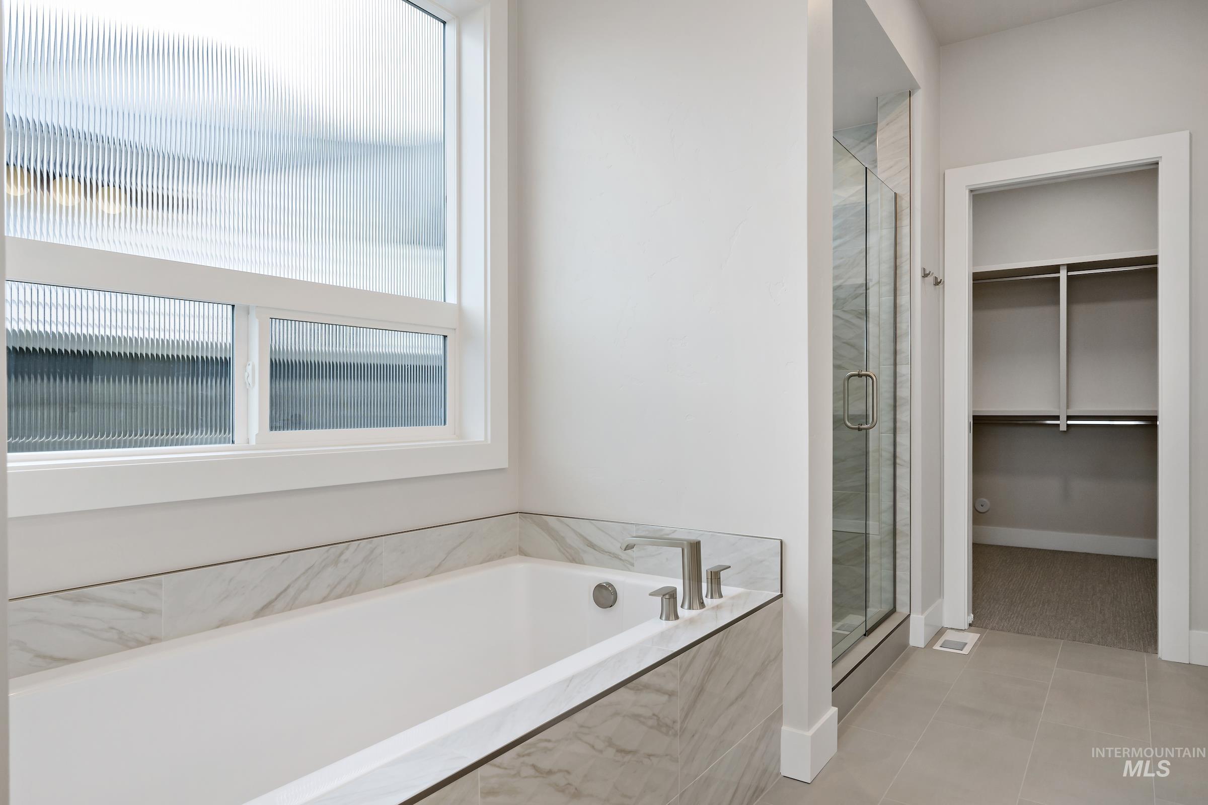 6488 S Mountaintop Way, Meridian, Idaho 83642, 4 Bedrooms, 3 Bathrooms, Residential For Sale, Price $745,300,MLS 98958236