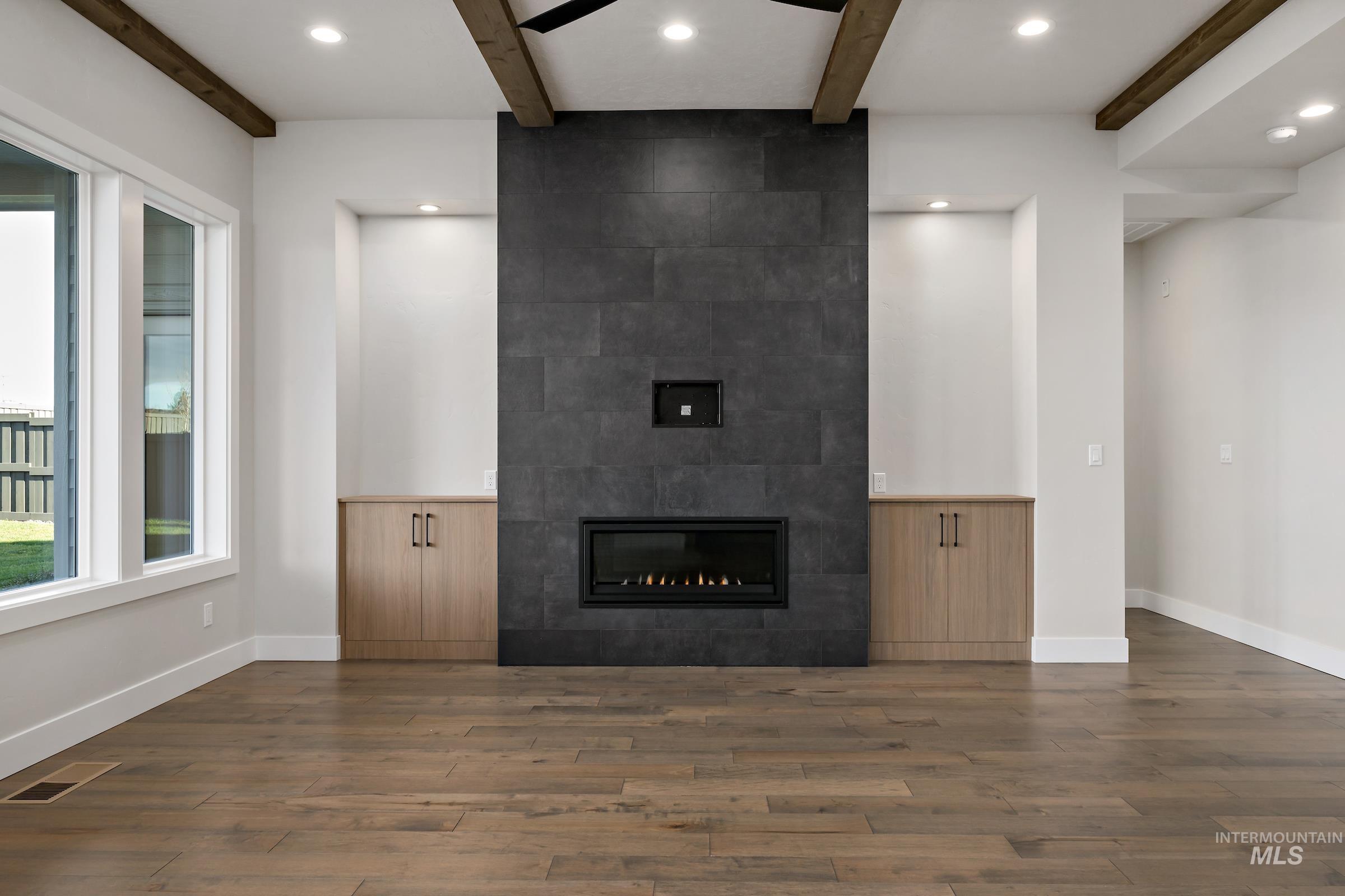 6488 S Mountaintop Way, Meridian, Idaho 83642, 4 Bedrooms, 3 Bathrooms, Residential For Sale, Price $745,300,MLS 98958236