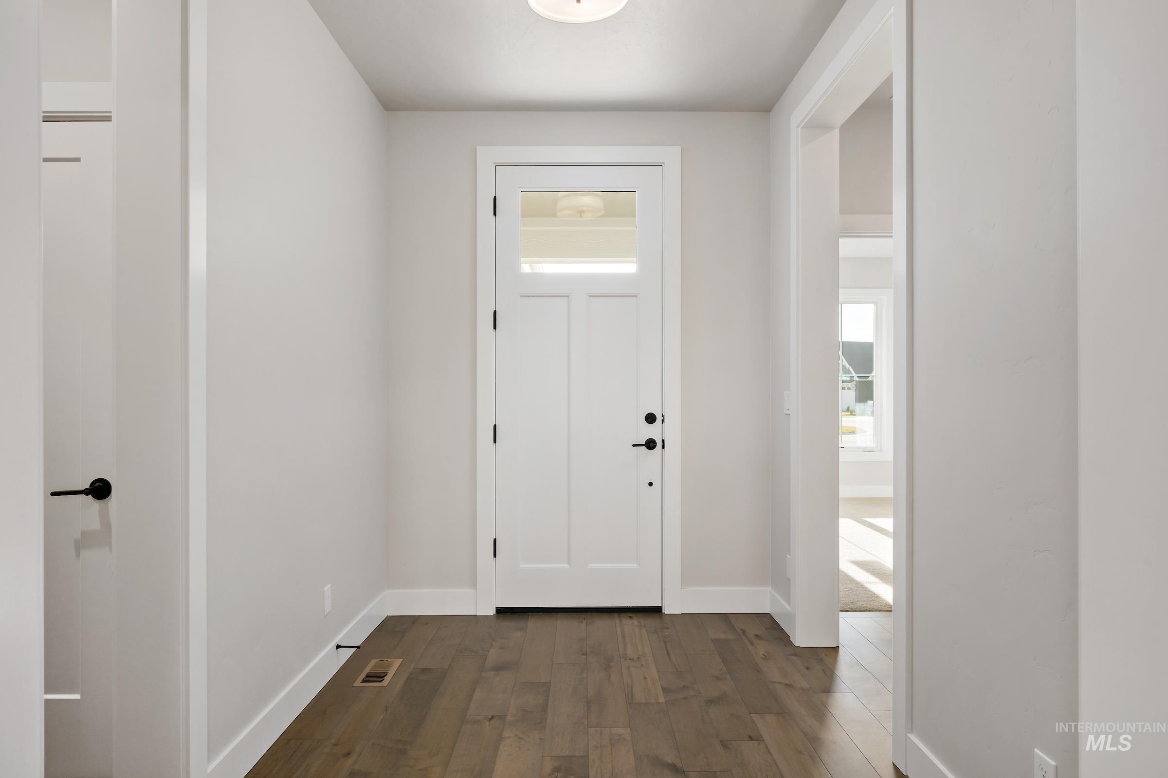 6488 S Mountaintop Way, Meridian, Idaho 83642, 4 Bedrooms, 3 Bathrooms, Residential For Sale, Price $745,300,MLS 98958236