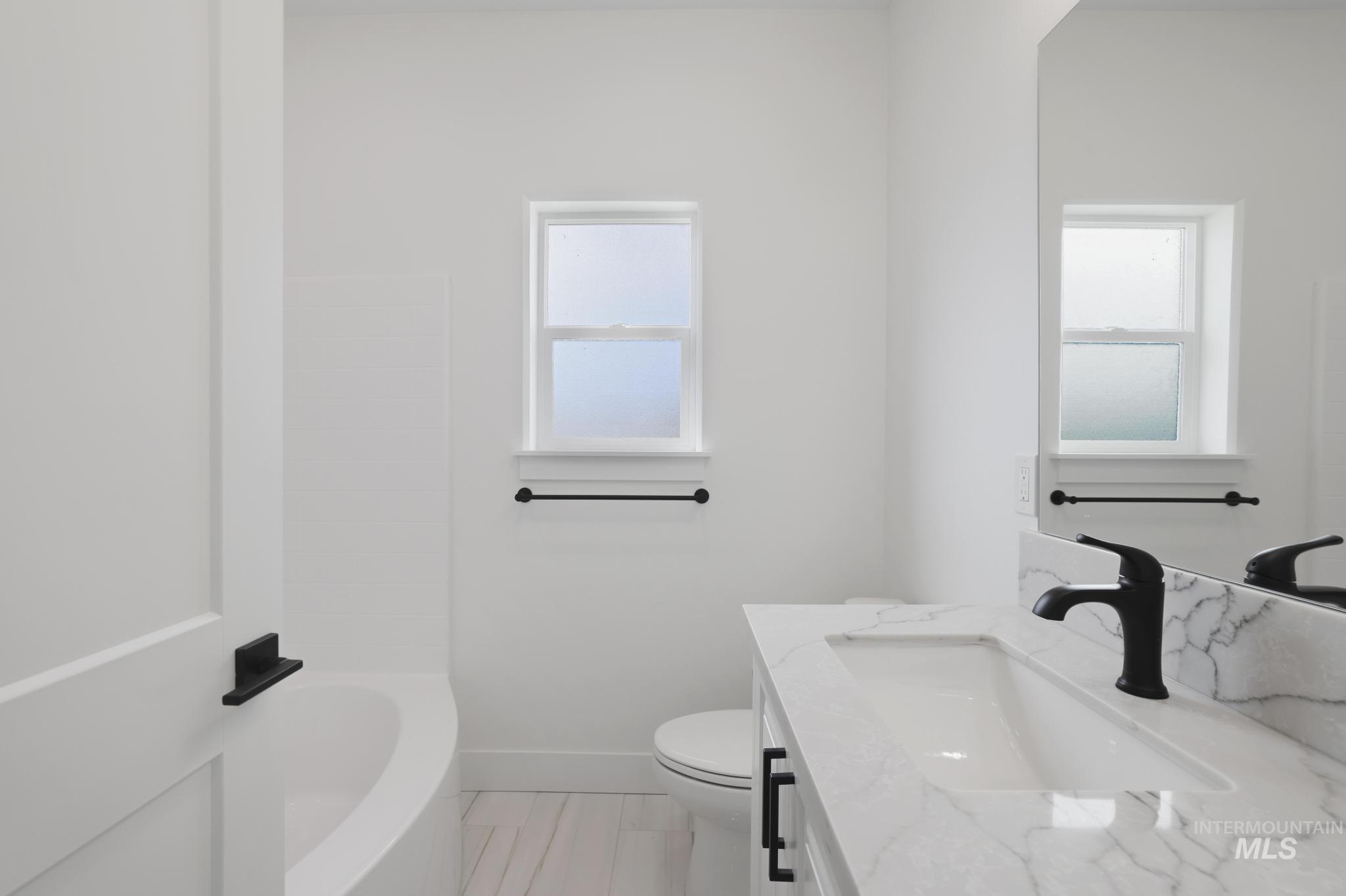 800 Bird Farm Drive, Jerome, Idaho 83338, 4 Bedrooms, 2 Bathrooms, Residential For Sale, Price $439,900,MLS 98958265