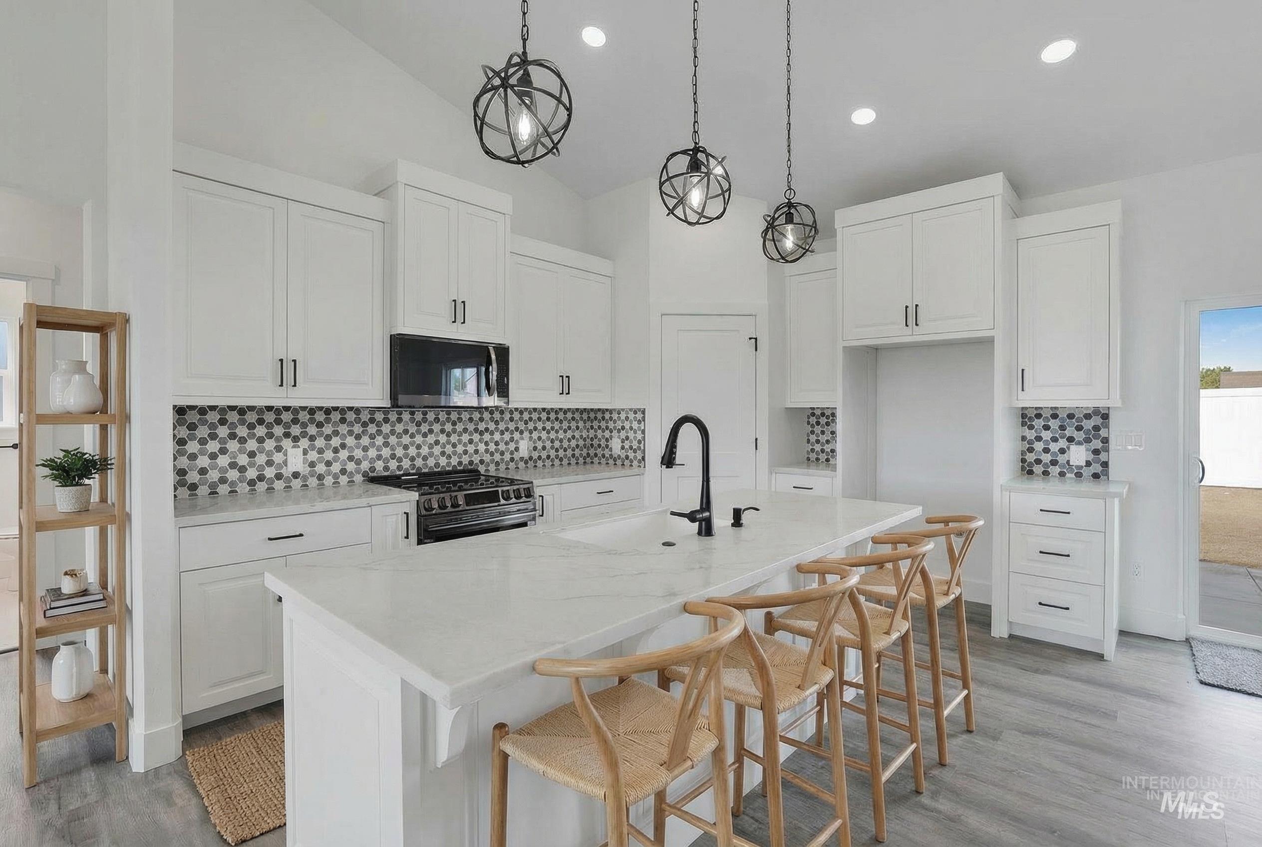 800 Bird Farm Drive, Jerome, Idaho 83338, 4 Bedrooms, 2 Bathrooms, Residential For Sale, Price $439,900,MLS 98958265