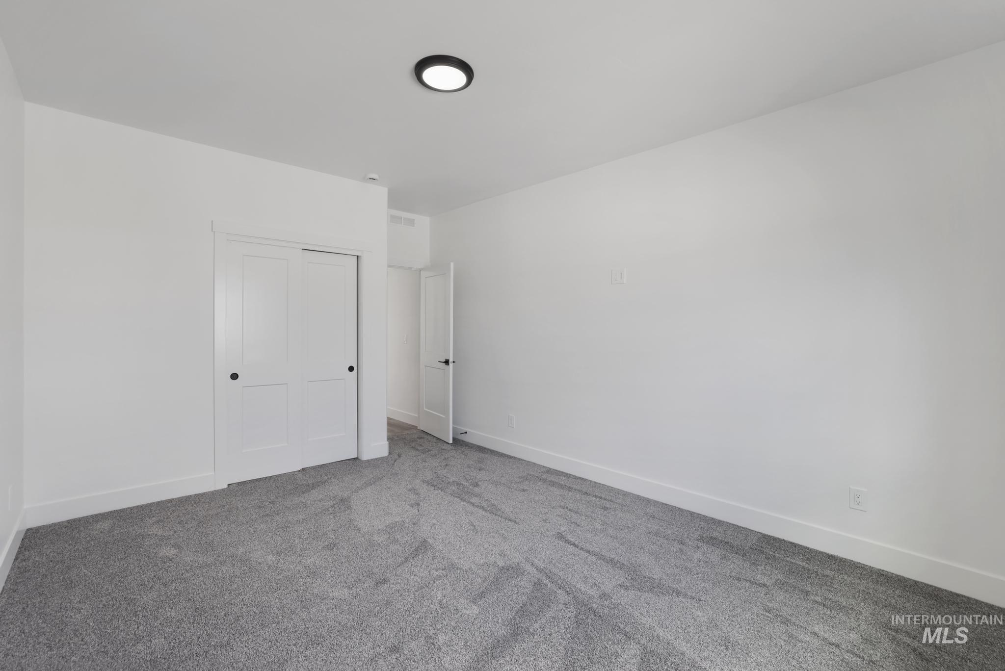 800 Bird Farm Drive, Jerome, Idaho 83338, 4 Bedrooms, 2 Bathrooms, Residential For Sale, Price $439,900,MLS 98958265