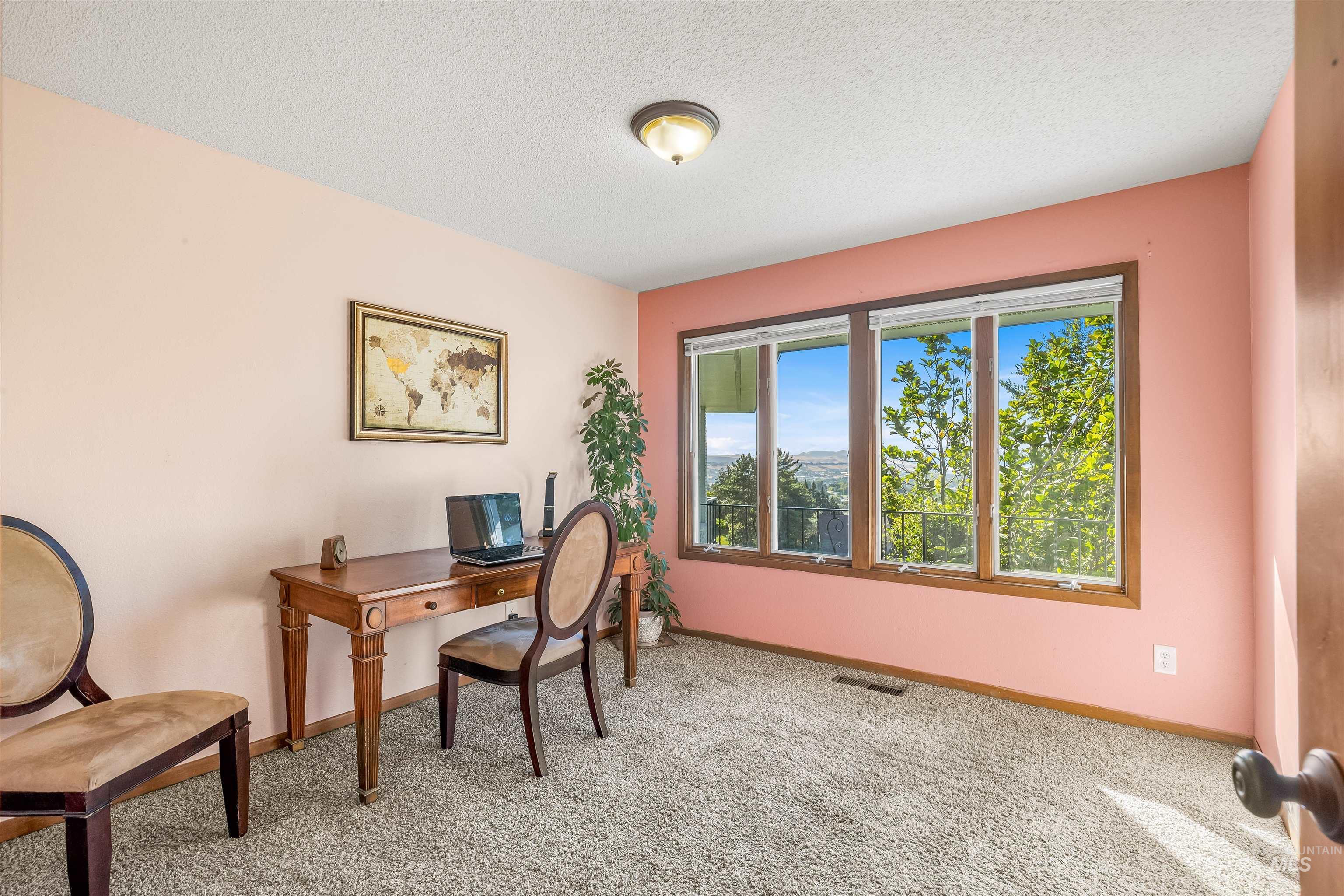 1533 Vineyard Drive, Lewiston, Idaho 83501, 5 Bedrooms, 4 Bathrooms, Residential For Sale, Price $799,000,MLS 98958273