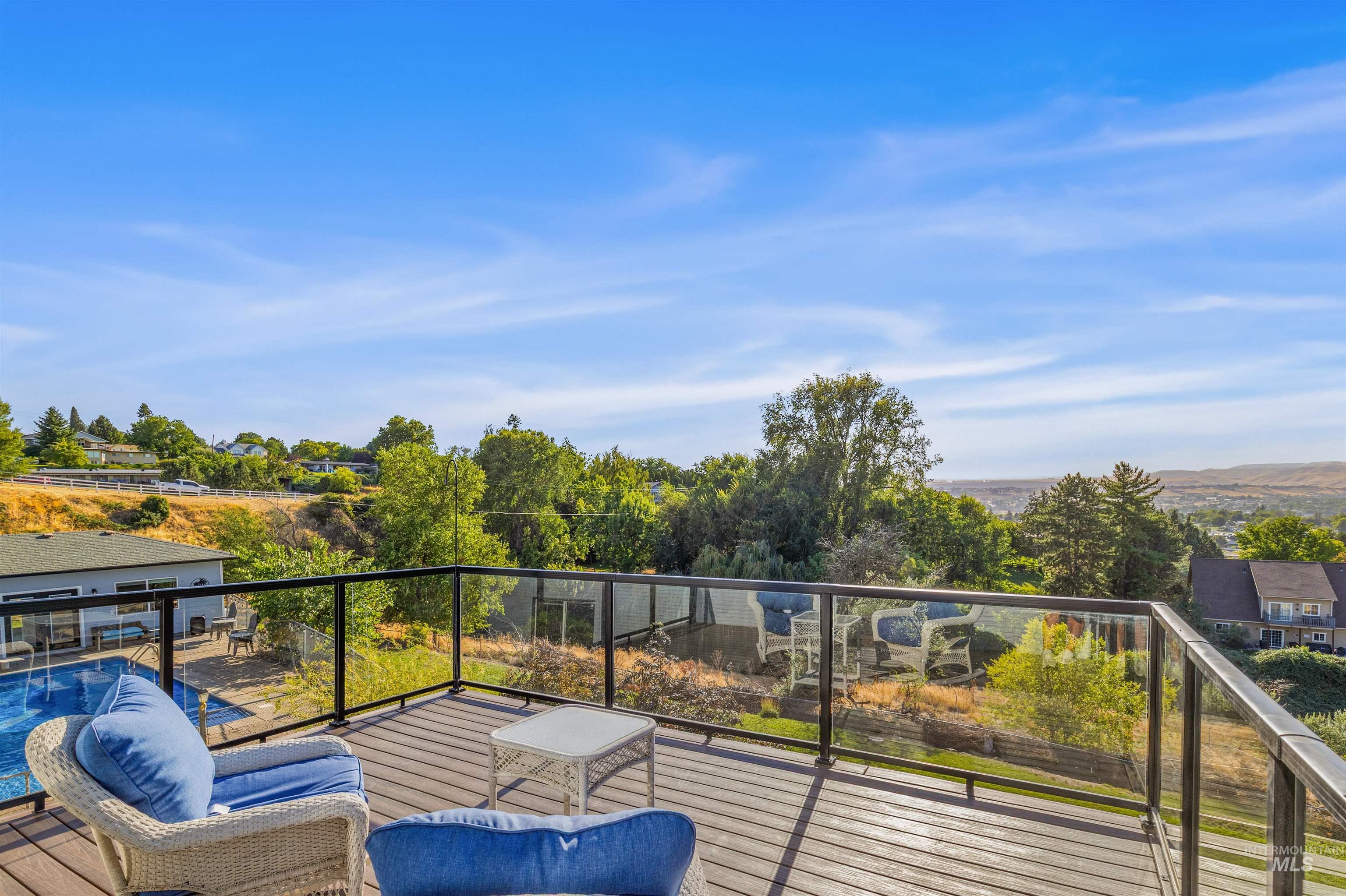 1533 Vineyard Drive, Lewiston, Idaho 83501, 5 Bedrooms, 4 Bathrooms, Residential For Sale, Price $799,000,MLS 98958273