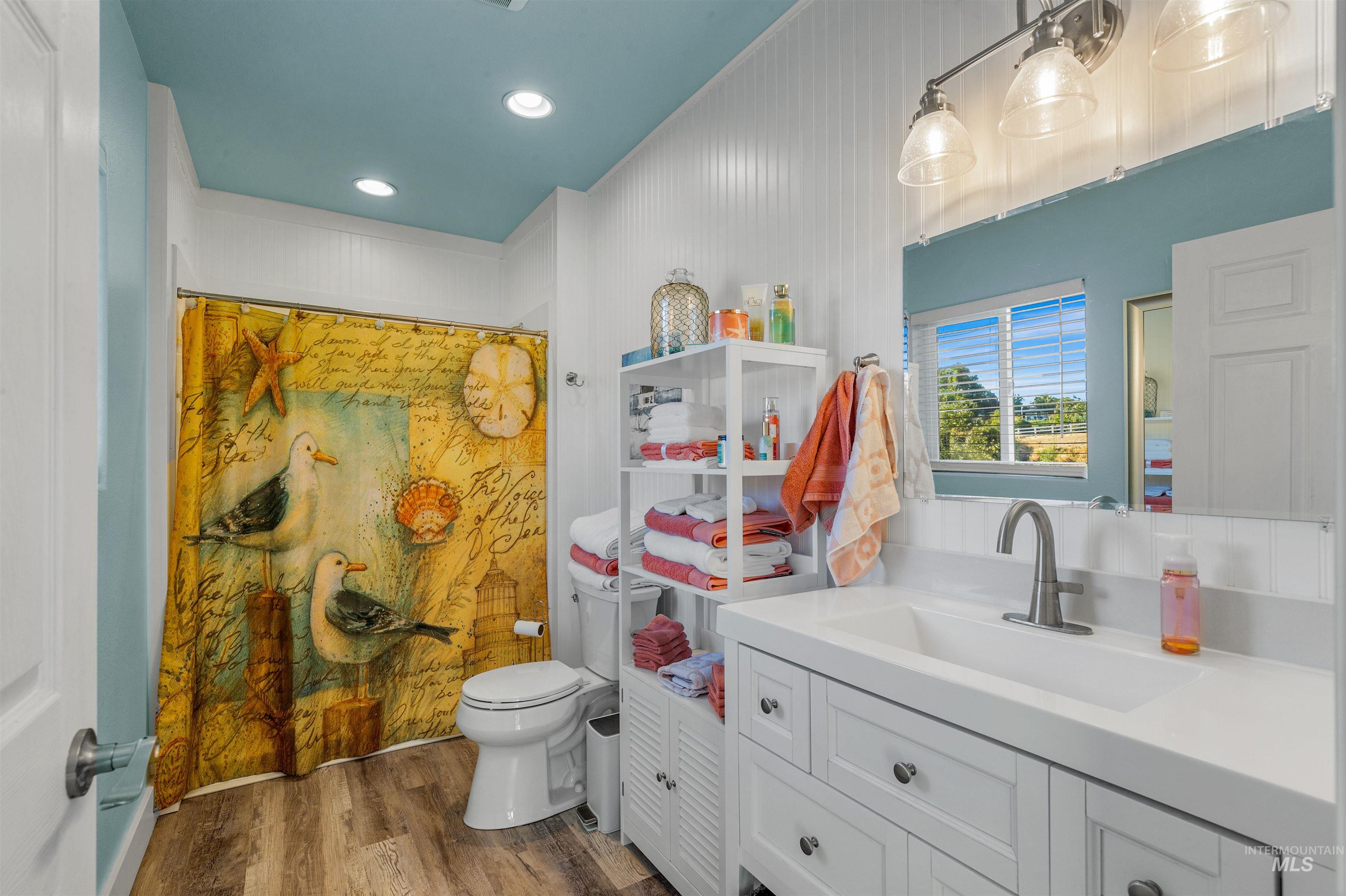 1533 Vineyard Drive, Lewiston, Idaho 83501, 5 Bedrooms, 4 Bathrooms, Residential For Sale, Price $799,000,MLS 98958273