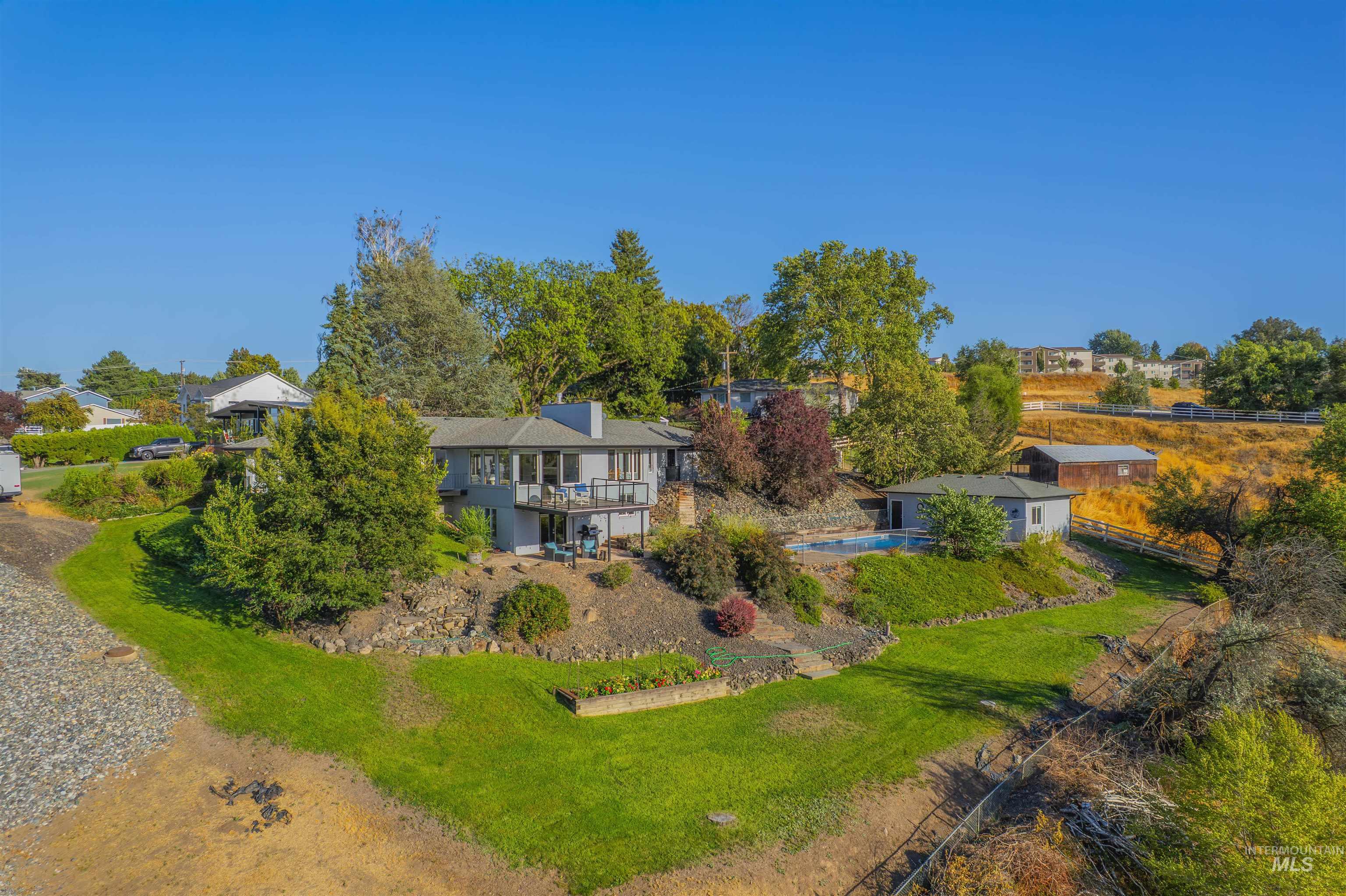 1533 Vineyard Drive, Lewiston, Idaho 83501, 5 Bedrooms, 4 Bathrooms, Residential For Sale, Price $799,000,MLS 98958273