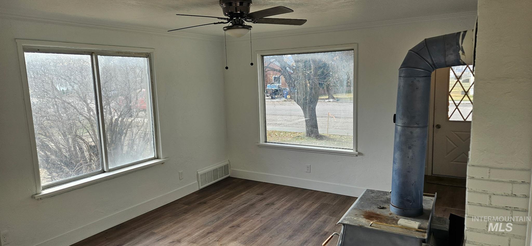 284 N Main, Downey, Idaho 83234, 5 Bedrooms, 1 Bathroom, Residential For Sale, Price $279,900,MLS 98958276