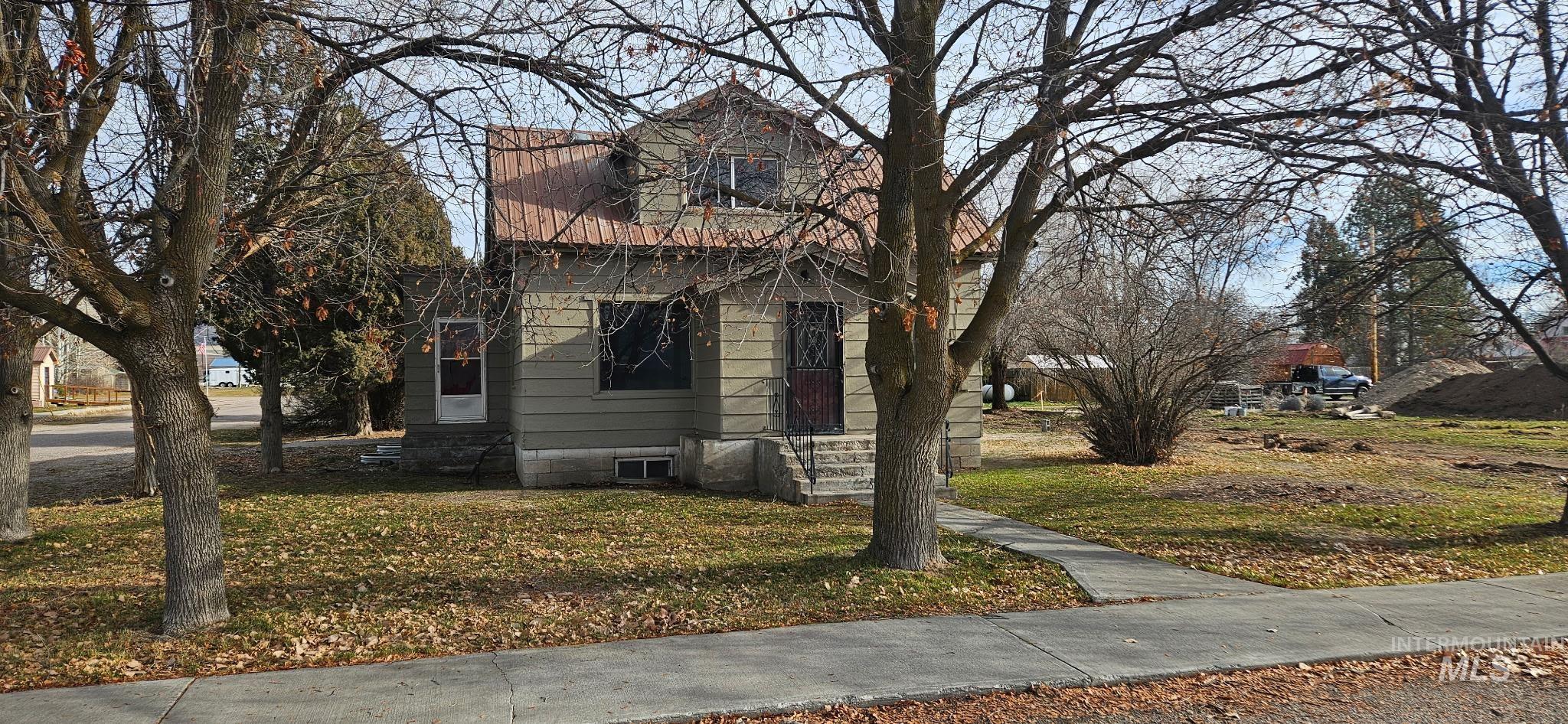 284 N Main, Downey, Idaho 83234, 5 Bedrooms, 1 Bathroom, Residential For Sale, Price $279,900,MLS 98958276