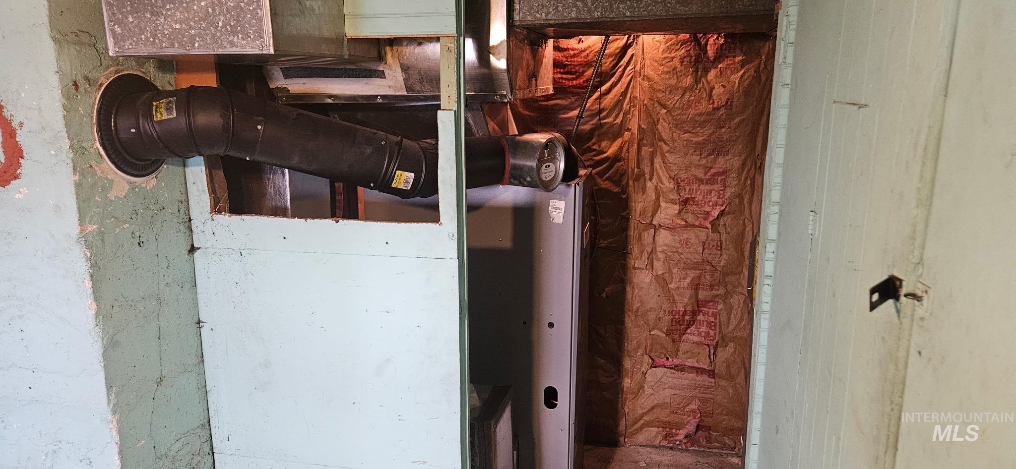 284 N Main, Downey, Idaho 83234, 5 Bedrooms, 1 Bathroom, Residential For Sale, Price $279,900,MLS 98958276