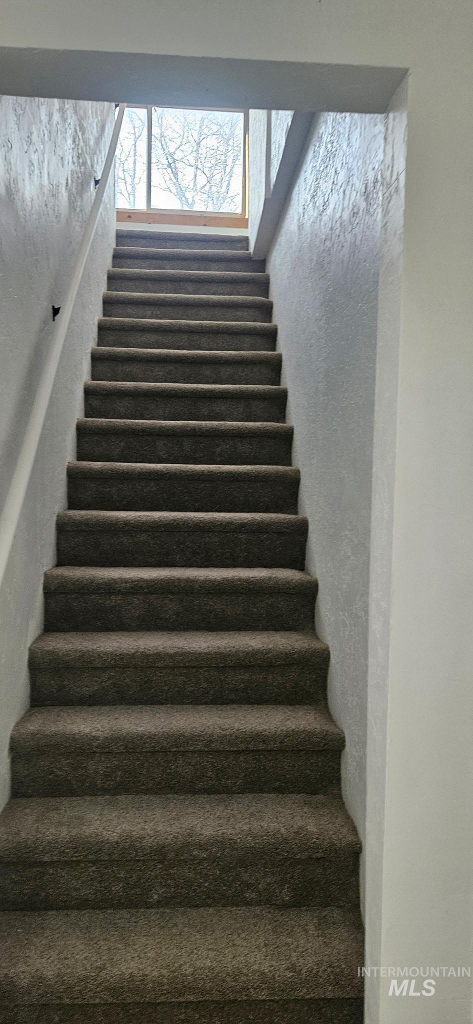 284 N Main, Downey, Idaho 83234, 5 Bedrooms, 1 Bathroom, Residential For Sale, Price $279,900,MLS 98958276