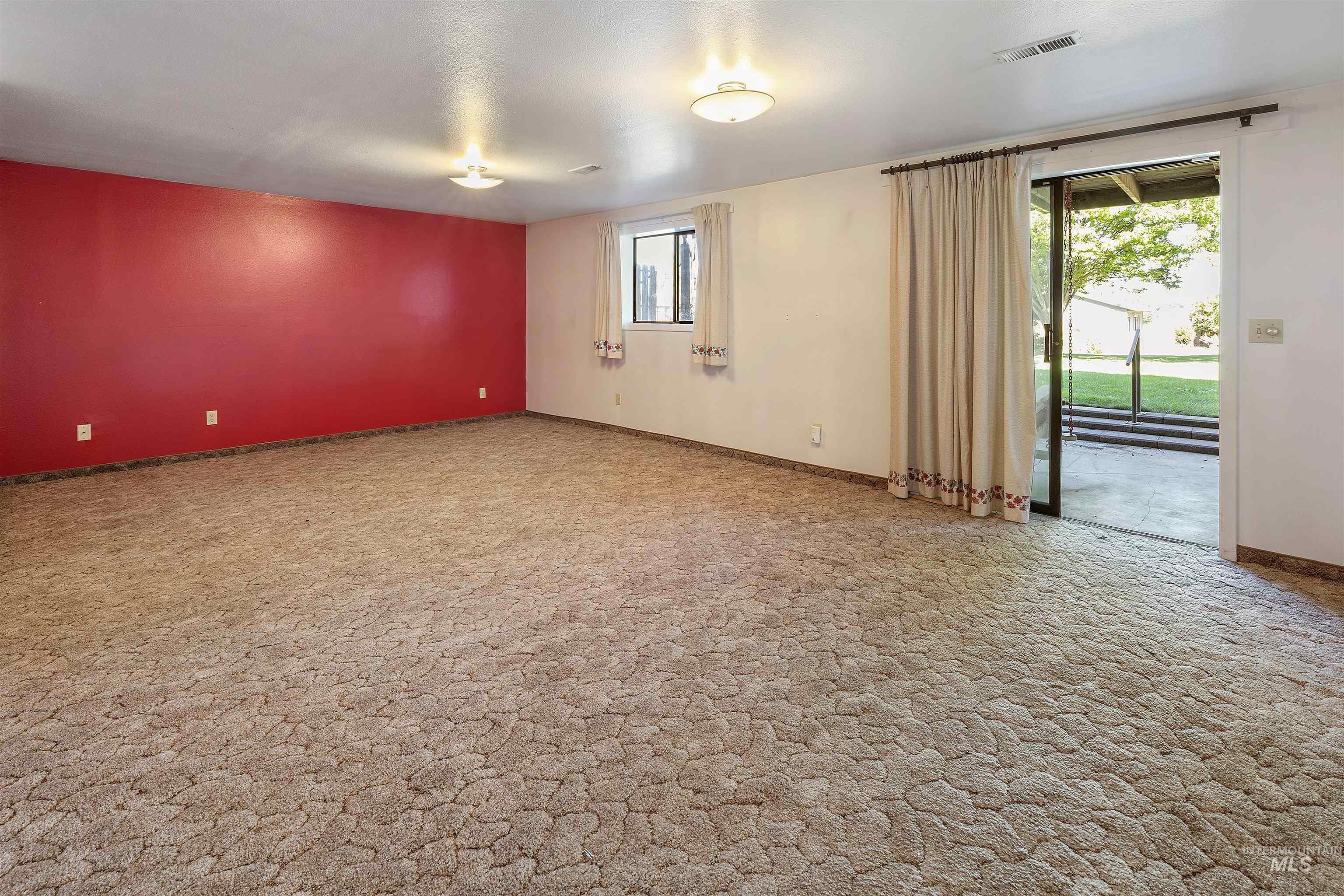 3427 14th Street, Lewiston, Idaho 83501-0000, 4 Bedrooms, 2 Bathrooms, Residential For Sale, Price $499,000,MLS 98958331