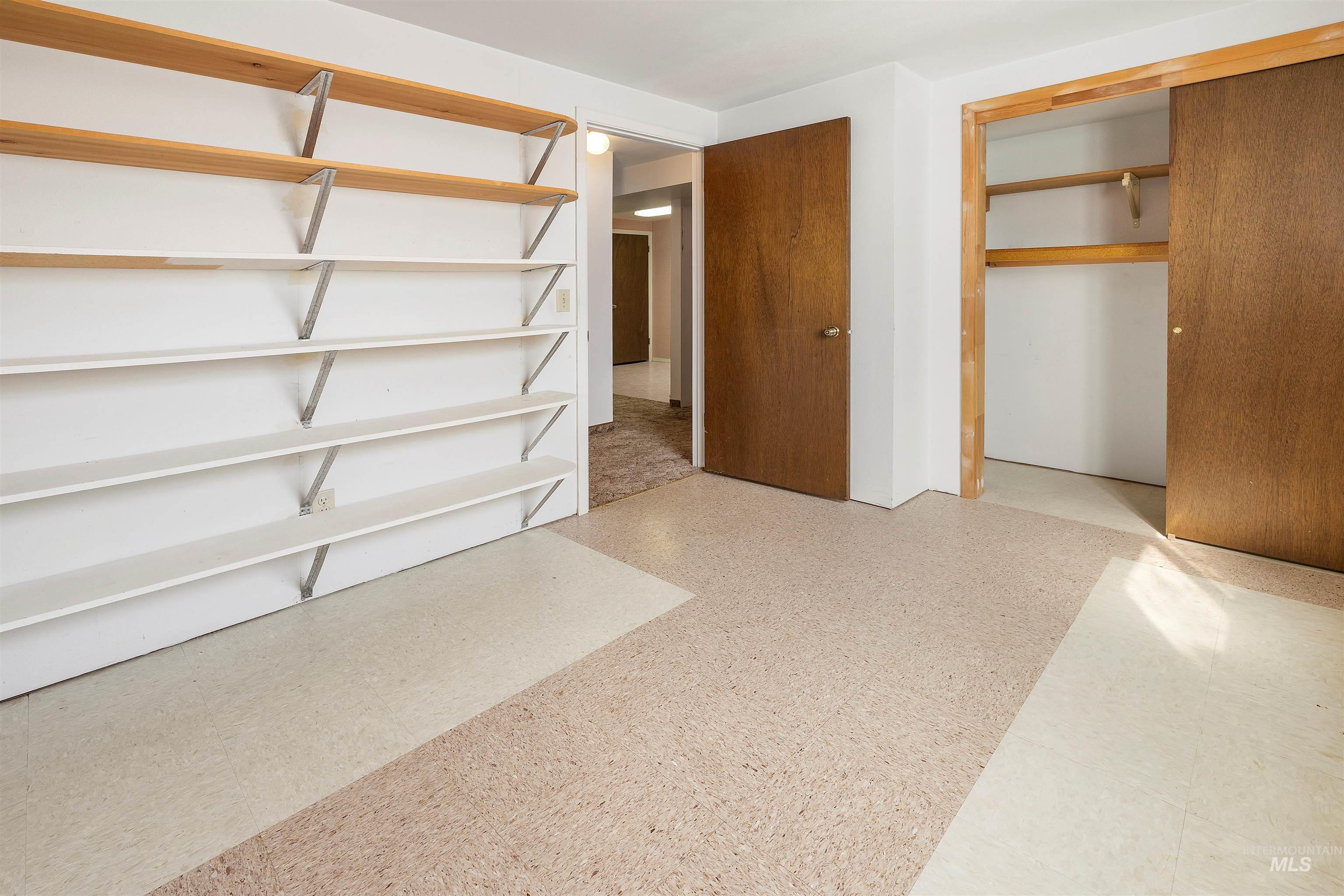 3427 14th Street, Lewiston, Idaho 83501-0000, 4 Bedrooms, 2 Bathrooms, Residential For Sale, Price $499,000,MLS 98958331