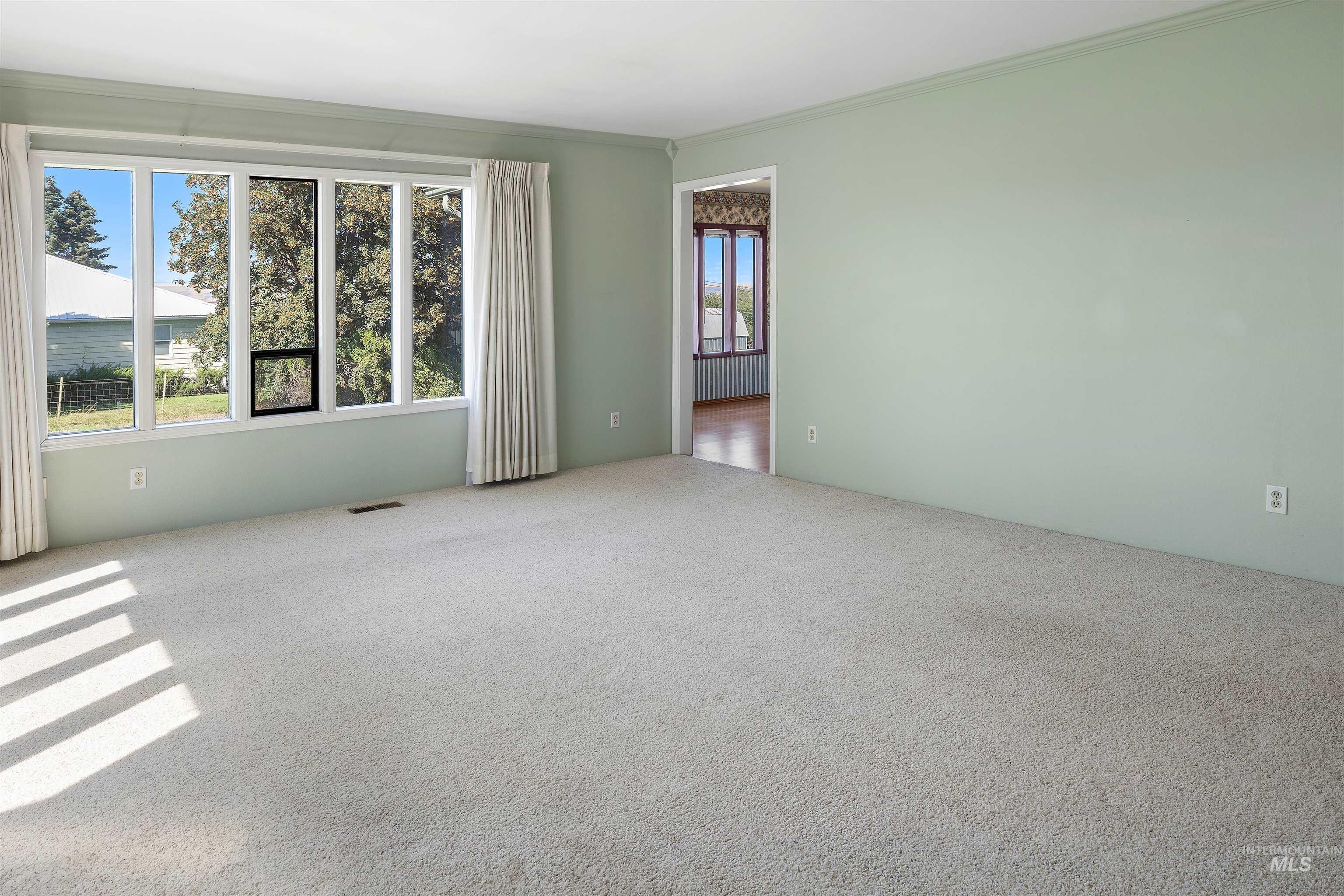 3427 14th Street, Lewiston, Idaho 83501-0000, 4 Bedrooms, 2 Bathrooms, Residential For Sale, Price $499,000,MLS 98958331