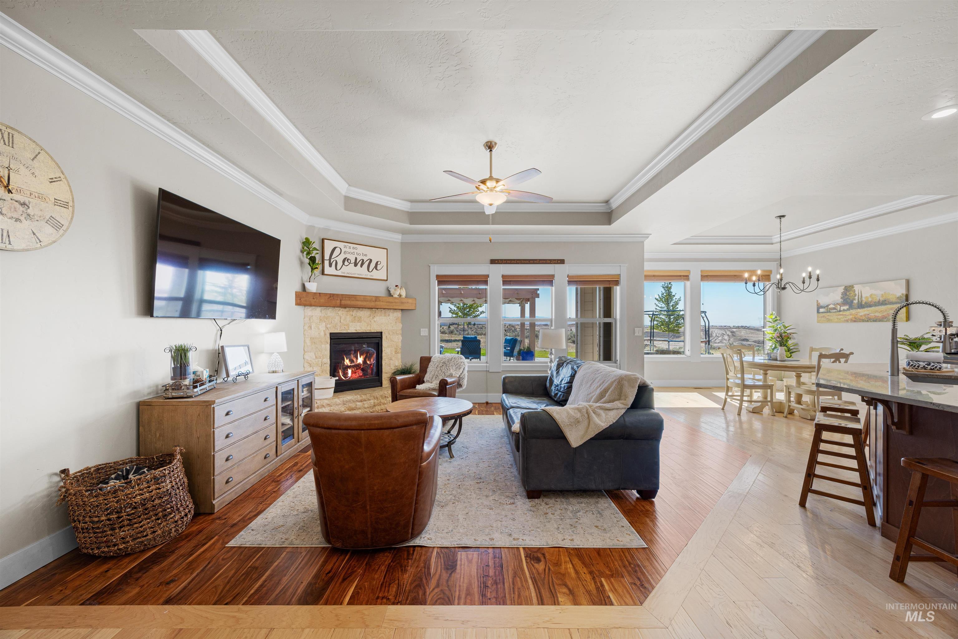 185 S Prong Horn, Boise, Idaho 83716, 3 Bedrooms, 3 Bathrooms, Residential For Sale, Price $949,900, 98958340