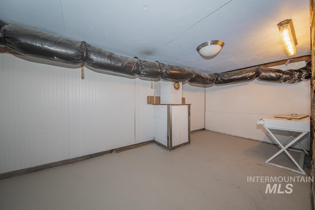 3432 W Pioneer Rd, Homedale, Idaho 83628, 2 Bedrooms, 1 Bathroom, Residential For Sale, Price $485,000,MLS 98958343