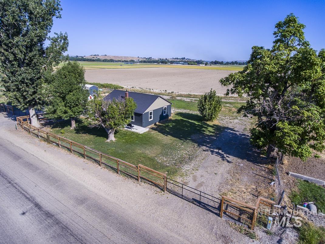 3432 W Pioneer Rd, Homedale, Idaho 83628, 2 Bedrooms, 1 Bathroom, Residential For Sale, Price $485,000,MLS 98958343