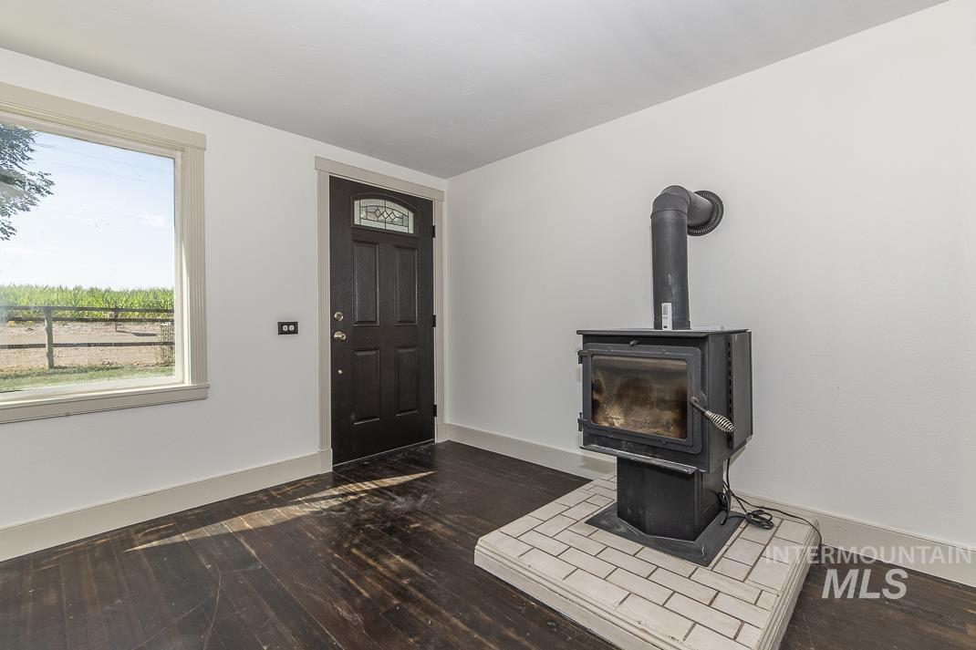 3432 W Pioneer Rd, Homedale, Idaho 83628, 2 Bedrooms, 1 Bathroom, Residential For Sale, Price $485,000,MLS 98958343