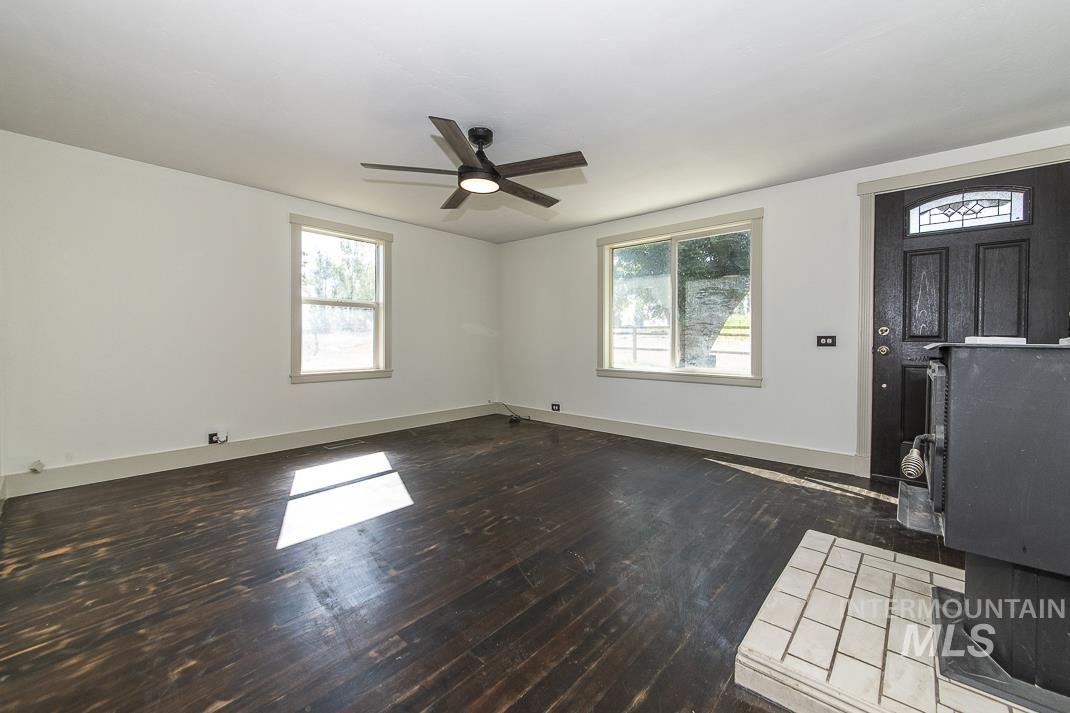 3432 W Pioneer Rd, Homedale, Idaho 83628, 2 Bedrooms, 1 Bathroom, Residential For Sale, Price $485,000,MLS 98958343