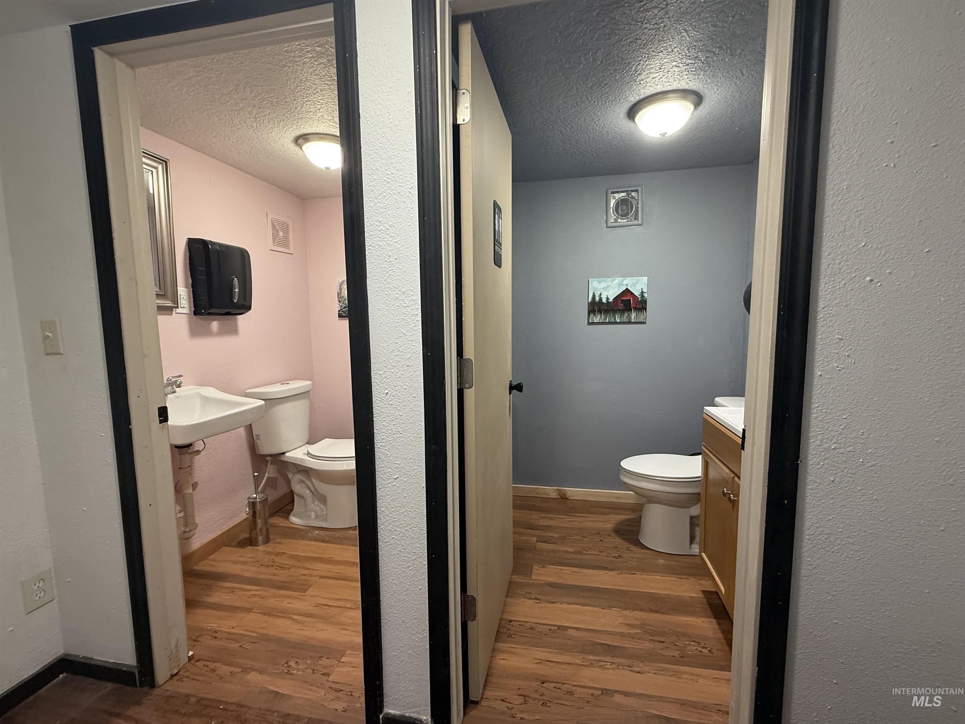 204 Main St., Idaho City, Idaho 83631, 1 Bedroom, Business/Commercial For Sale, Price $589,000,MLS 98958366