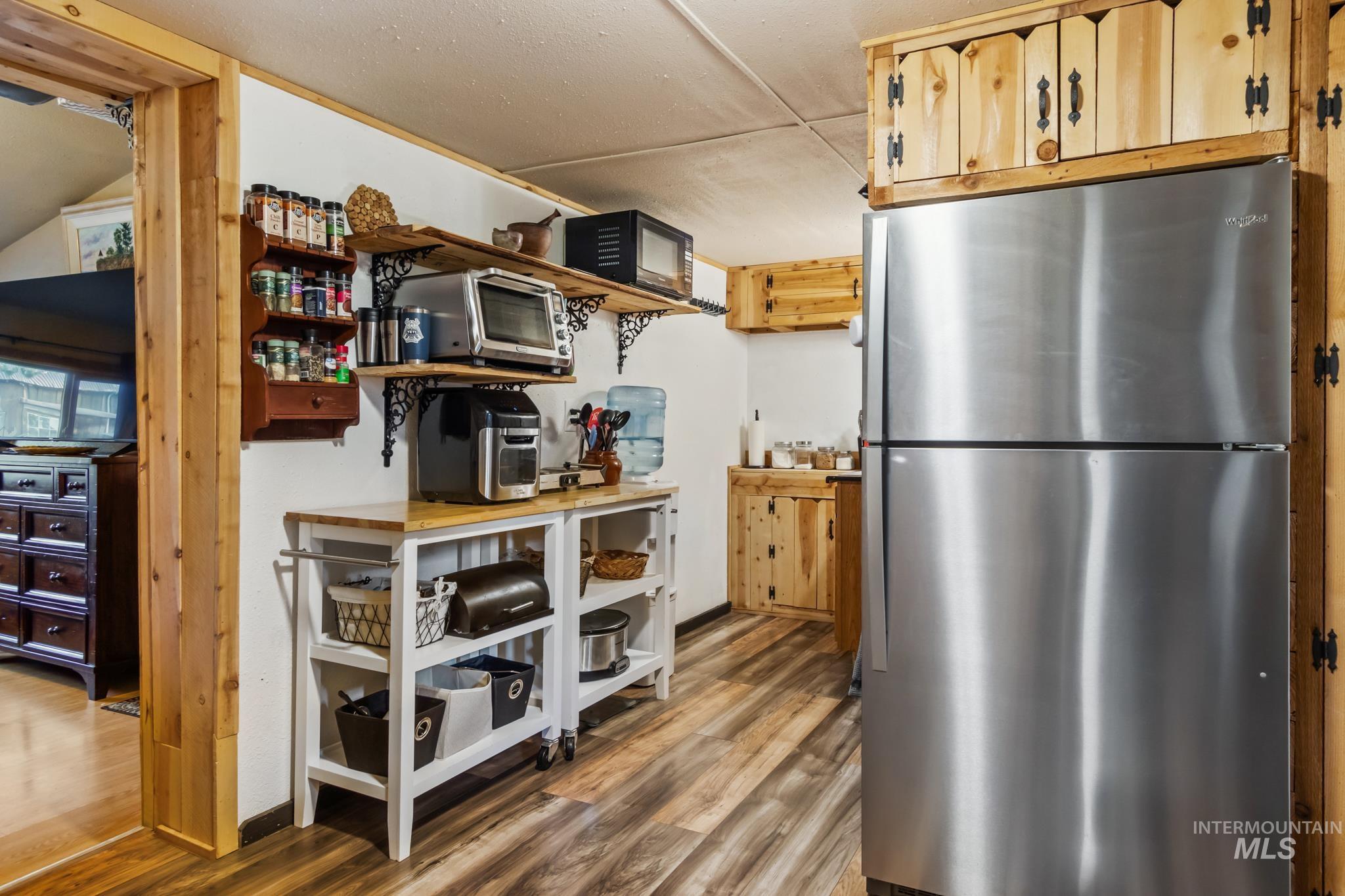 204 Main St., Idaho City, Idaho 83631, 1 Bedroom, Business/Commercial For Sale, Price $589,000,MLS 98958366