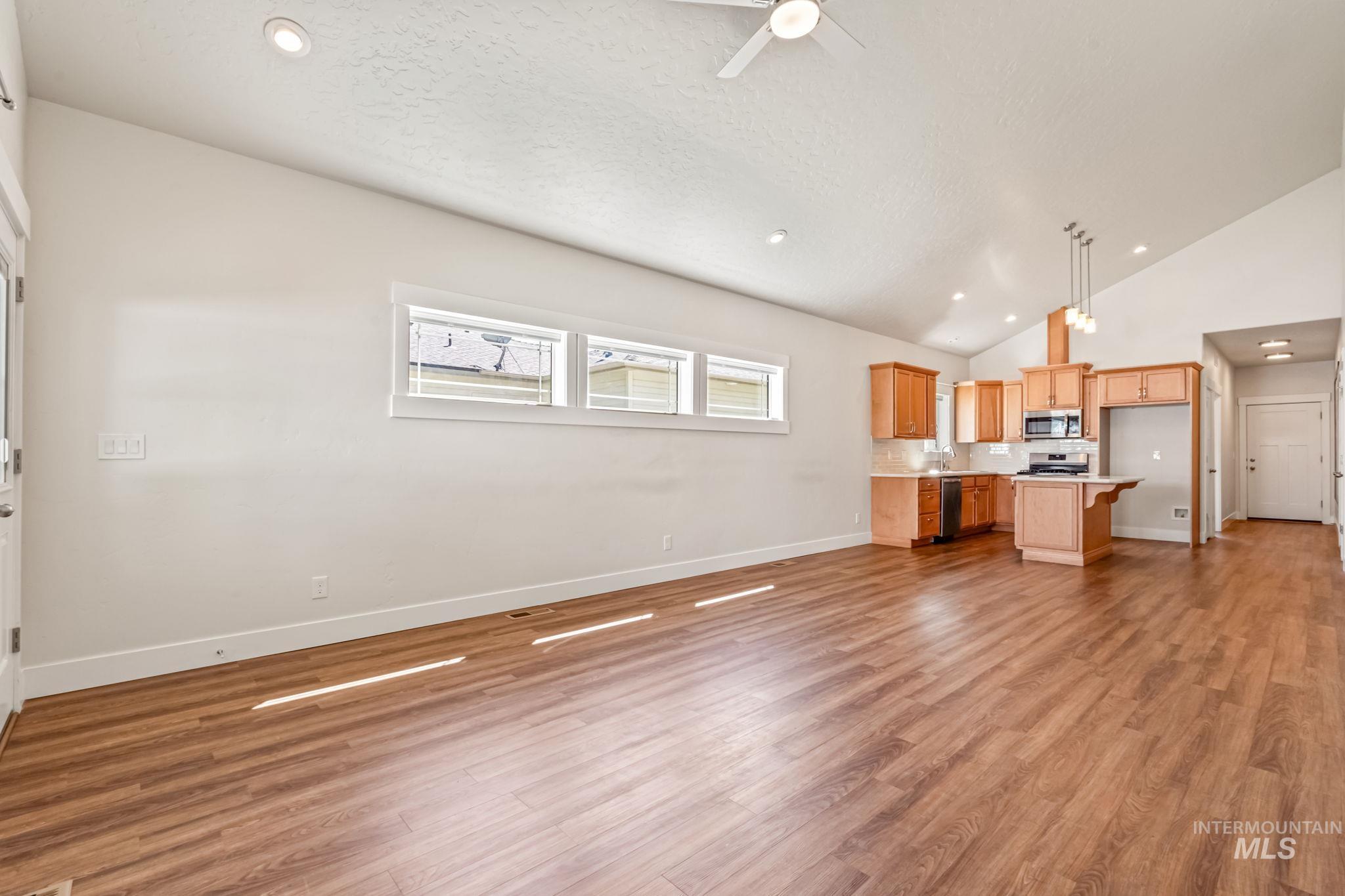 395 Cutlass, Payette, Idaho 83661-5380, 3 Bedrooms, 2 Bathrooms, Residential For Sale, Price $359,900,MLS 98958367