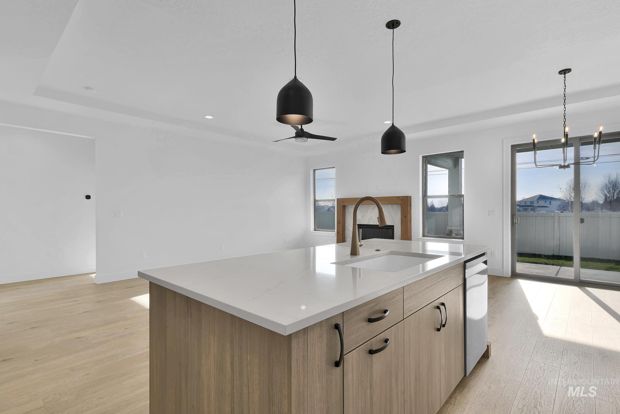 9875 W Snow Wolf Ln, Star, Idaho 83669, 3 Bedrooms, 2 Bathrooms, Residential For Sale, Price $649,900,MLS 98958379