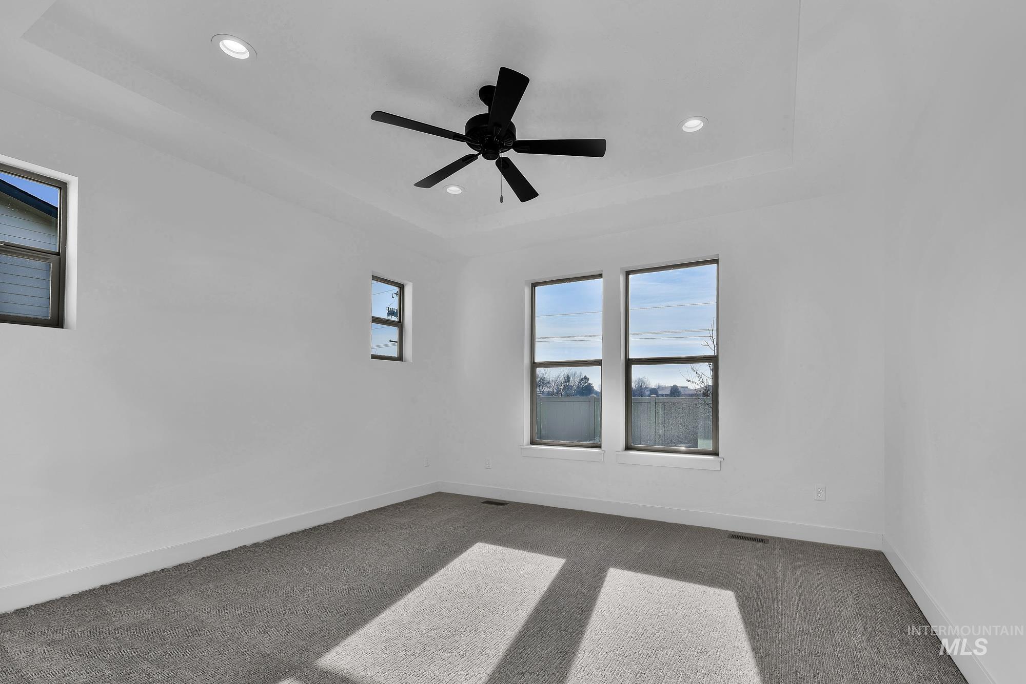 9875 W Snow Wolf Ln, Star, Idaho 83669, 3 Bedrooms, 2 Bathrooms, Residential For Sale, Price $649,900,MLS 98958379