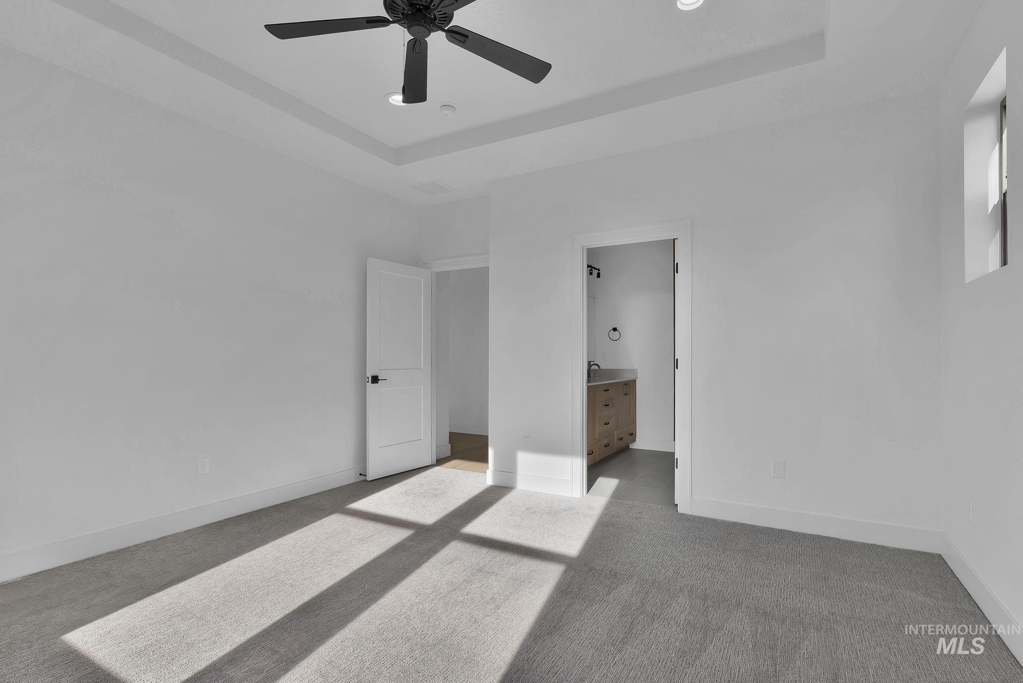 9875 W Snow Wolf Ln, Star, Idaho 83669, 3 Bedrooms, 2 Bathrooms, Residential For Sale, Price $649,900,MLS 98958379