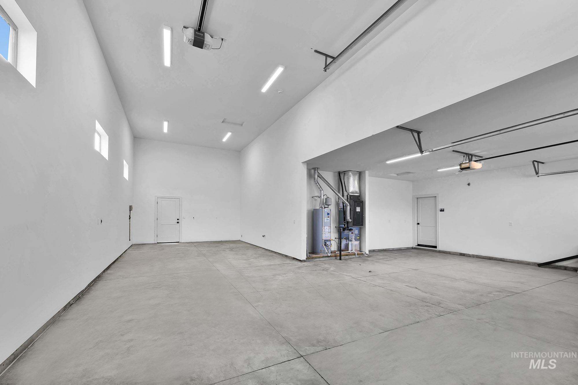 9875 W Snow Wolf Ln, Star, Idaho 83669, 3 Bedrooms, 2 Bathrooms, Residential For Sale, Price $649,900,MLS 98958379