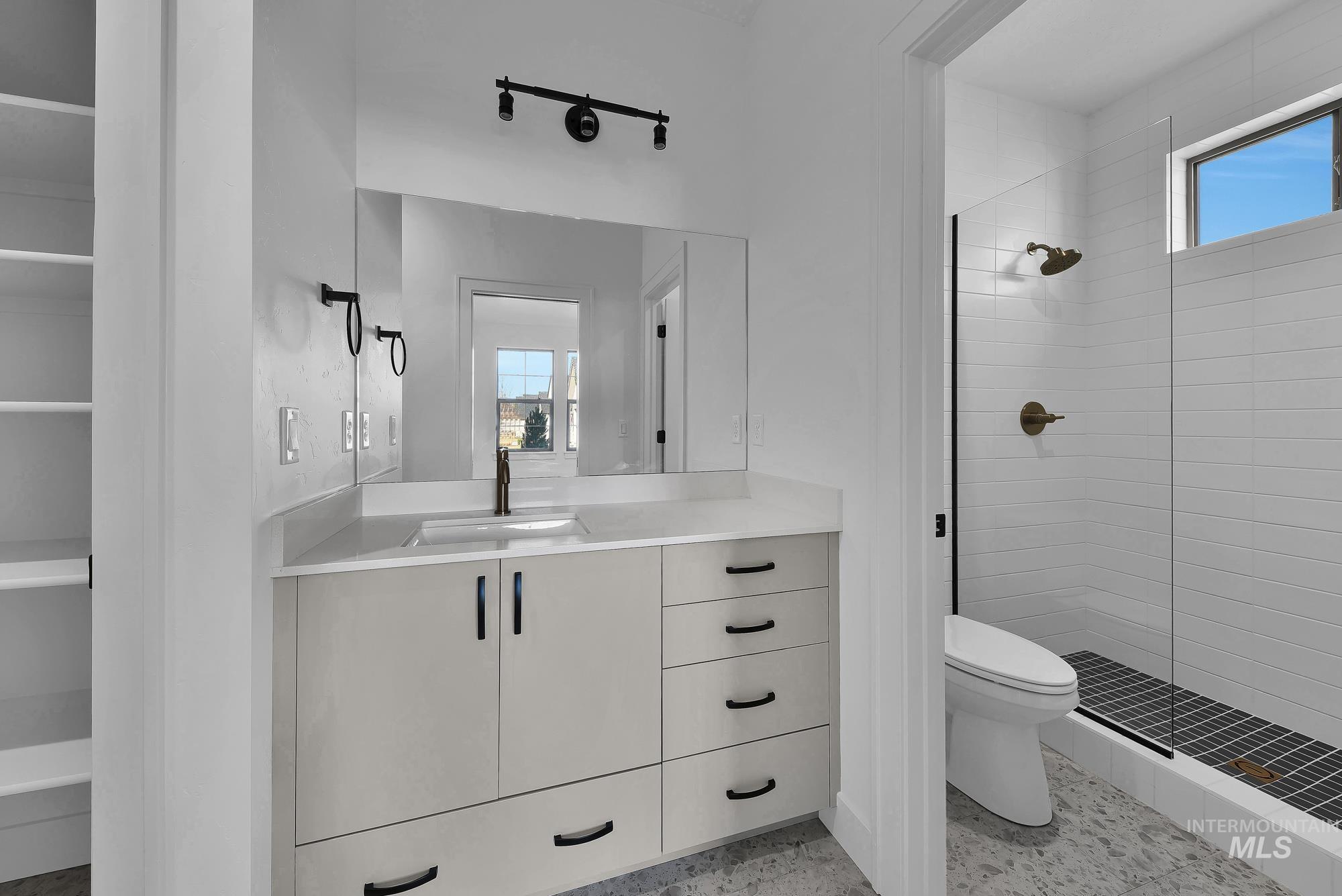 9875 W Snow Wolf Ln, Star, Idaho 83669, 3 Bedrooms, 2 Bathrooms, Residential For Sale, Price $649,900,MLS 98958379