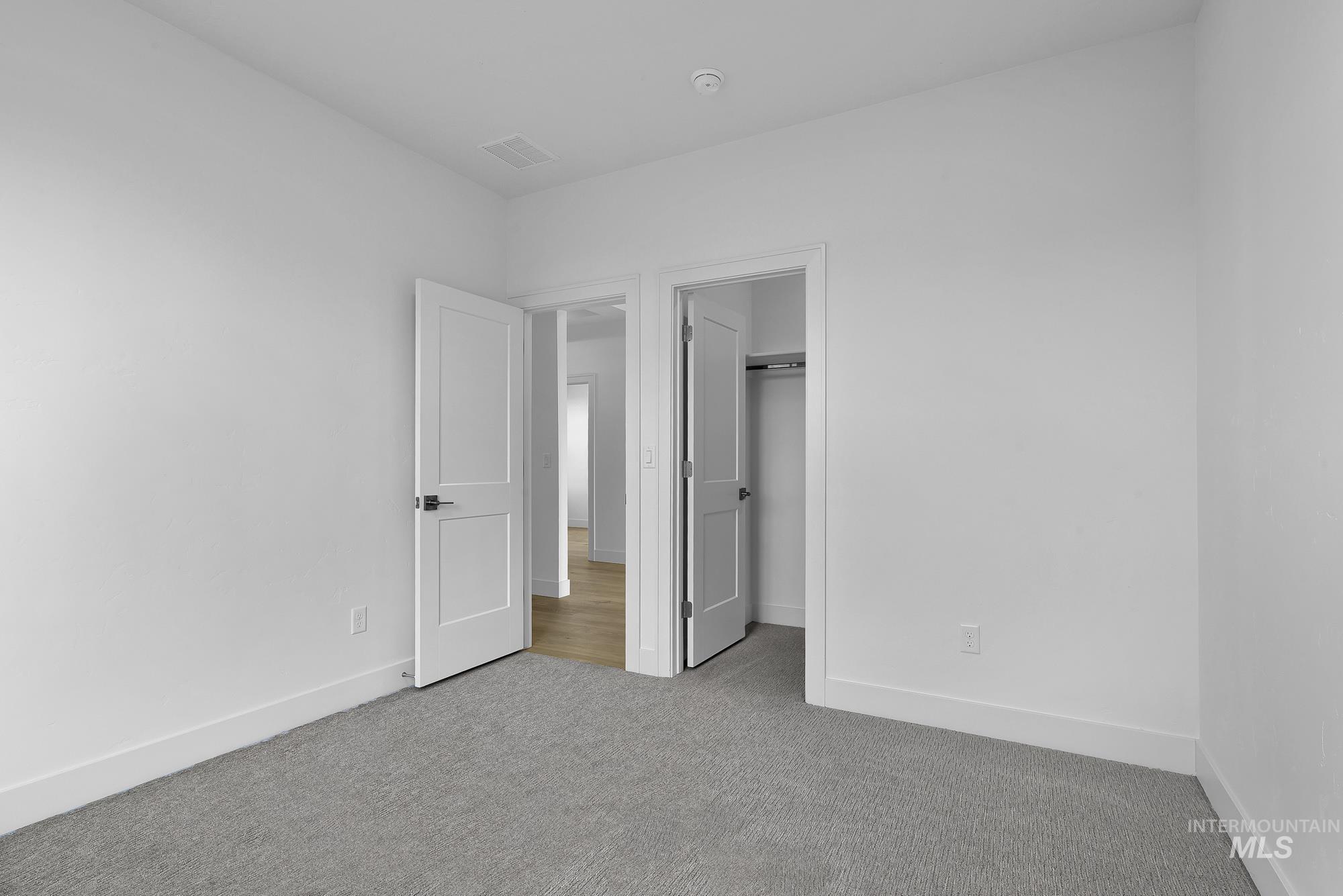 9887 W Snow Wolf Ln, Star, Idaho 83369, 4 Bedrooms, 3 Bathrooms, Residential For Sale, Price $749,900,MLS 98958387