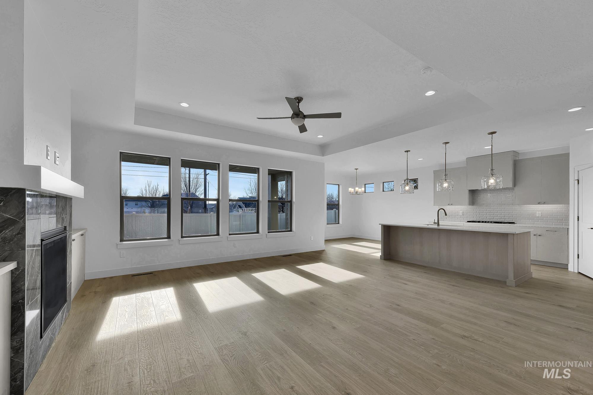 9887 W Snow Wolf Ln, Star, Idaho 83369, 4 Bedrooms, 3 Bathrooms, Residential For Sale, Price $749,900,MLS 98958387