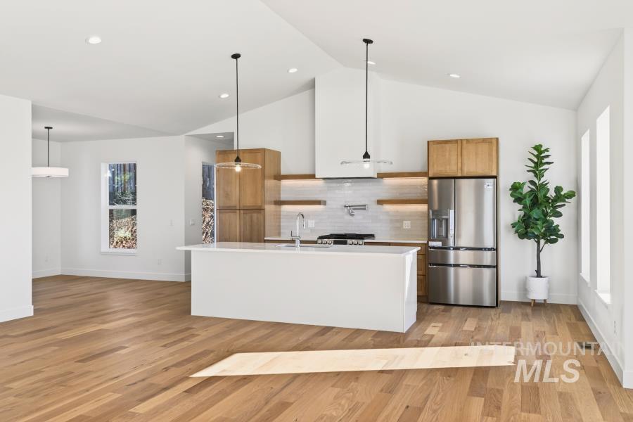 780 Victoria Dr., Moscow, Idaho 83843-3234, 3 Bedrooms, 2 Bathrooms, Residential For Sale, Price $639,000, 98958449