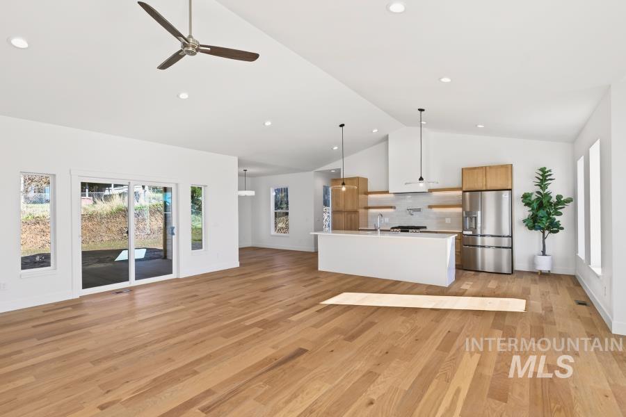 780 Victoria Dr., Moscow, Idaho 83843-3234, 3 Bedrooms, 2 Bathrooms, Residential For Sale, Price $639,000, 98958449