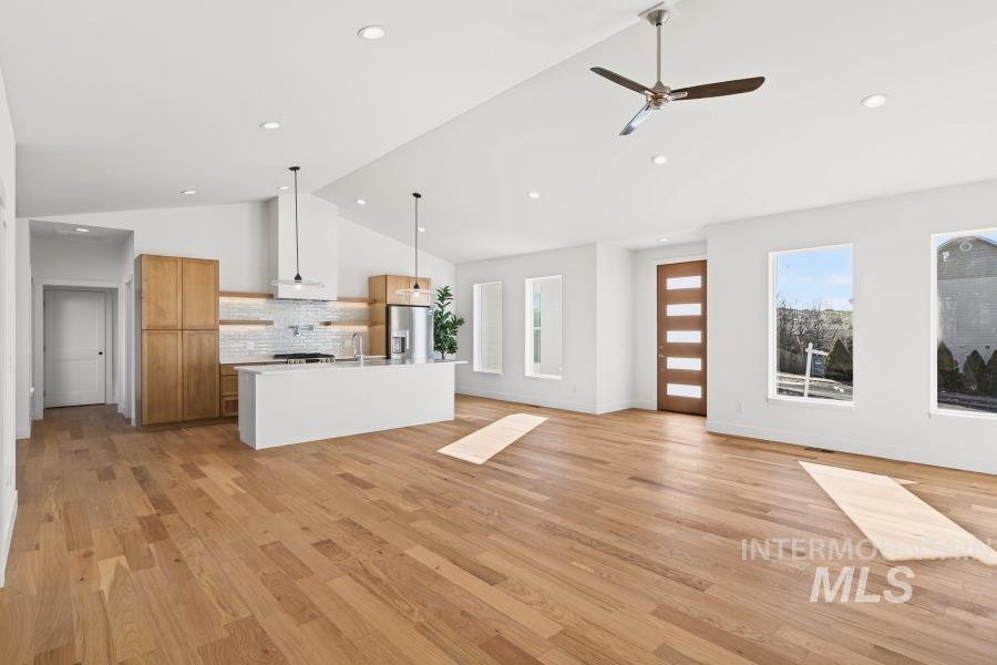 780 Victoria Dr., Moscow, Idaho 83843-3234, 3 Bedrooms, 2 Bathrooms, Residential For Sale, Price $639,000, 98958449